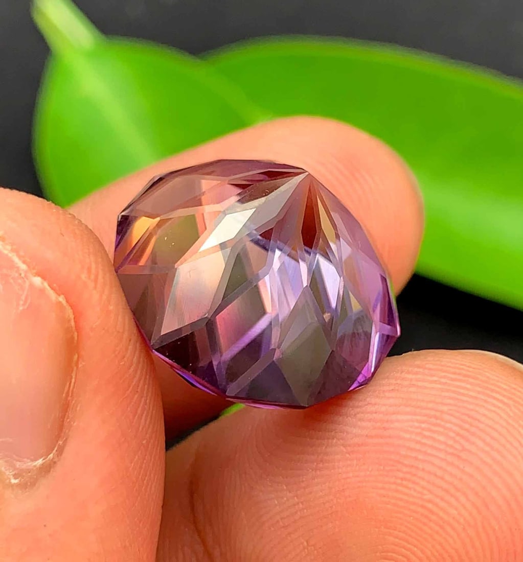 Natural Amethyst Gemstone: Precision Flower Cut, February Birthstone (22.60 Carats) - 4