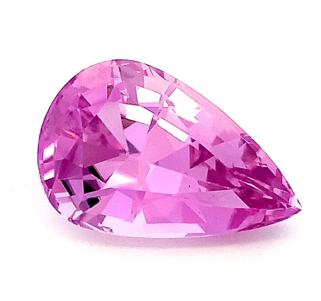 Necklace Size Top Pink Kunzite Pear Cut Gemstone From Afghanistan 40 Carat: Details SKU Uz Dimensions (mm) 26 x 16.5 x 12.6 mm Weight (cts) 40 Treatment Heat Treatment Shape Pear Type Faceted Clarity VVS Colours De