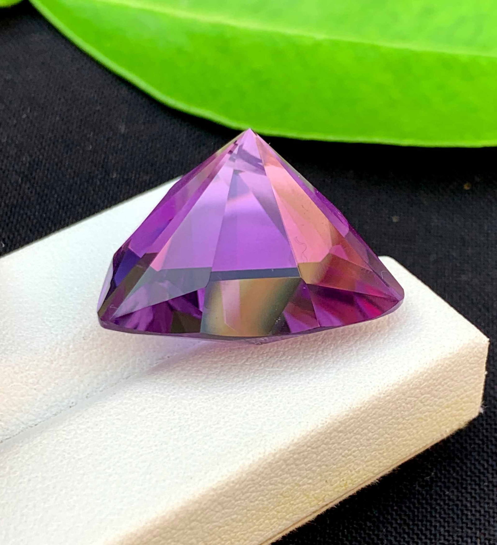 Blader Trillion Cut Amethyst Gemstone: 37.05 Carats, February Birthstone - 6