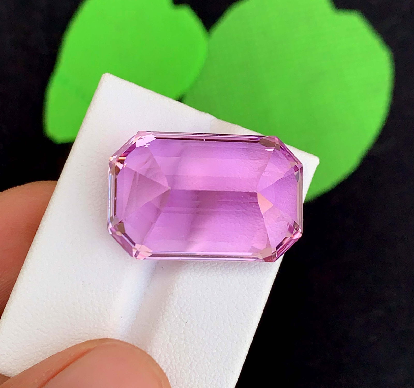 Natural Pink Kunzite Gemstone: Faceted Emerald Cut, 14.90 Carat: Title:Natural Pink Kunzite Gemstone: Faceted Emerald Cut, 14.90 Carat Description:Materials: Gemstone: Kunzite Carat weight: 14.90 Natural Pink Kunzite Gemstone, Faceted Emerald Cut, For Jewelry Kunzi