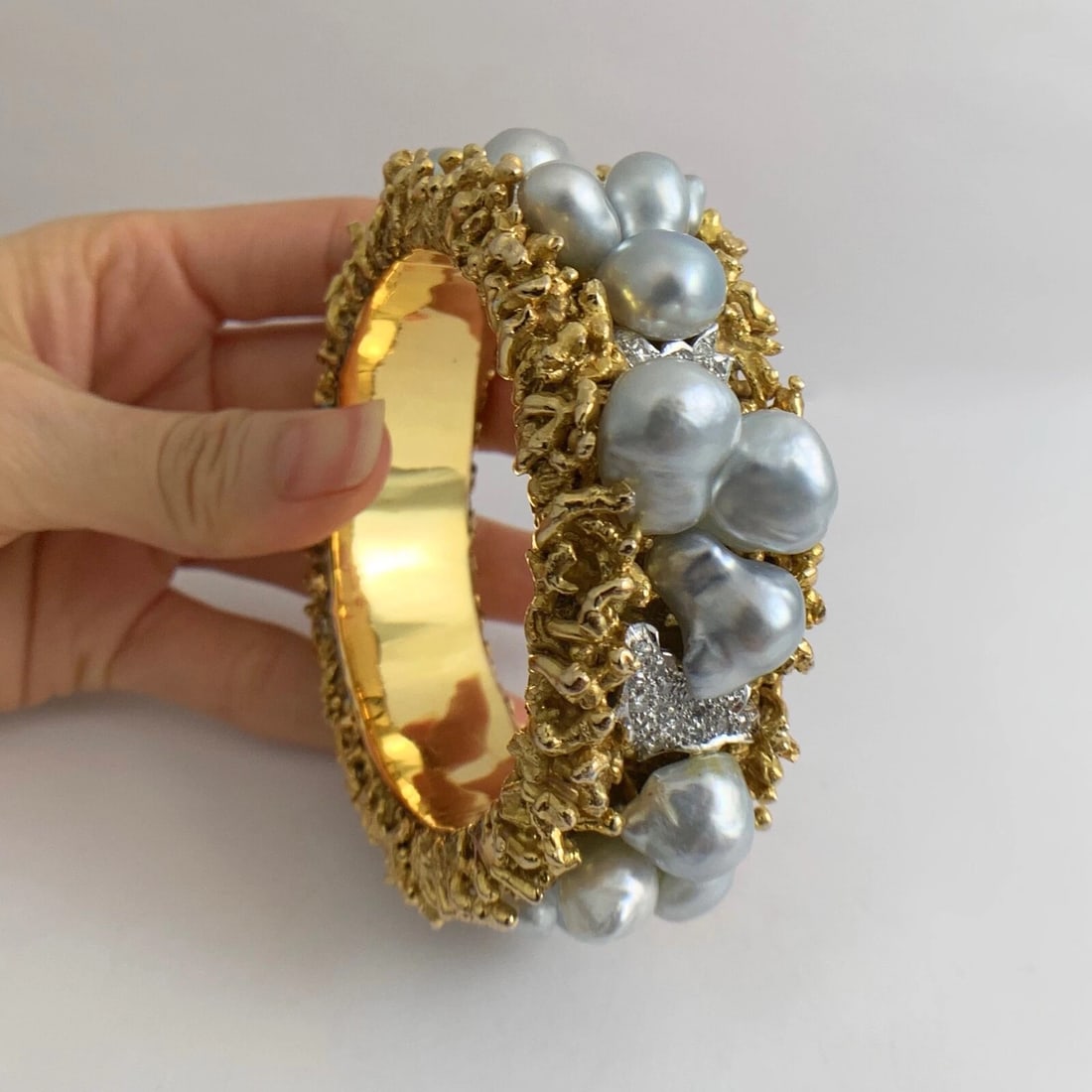 Vintage Silver Baroque Pearl Diamond Bangle Bracelet 14K Yellow Gold, 173 Grams - 5