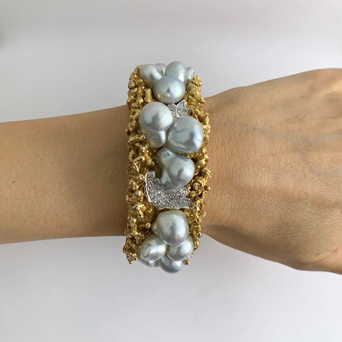 Vintage Silver Baroque Pearl Diamond Bangle Bracelet 14K Yellow Gold, 173 Grams - 6