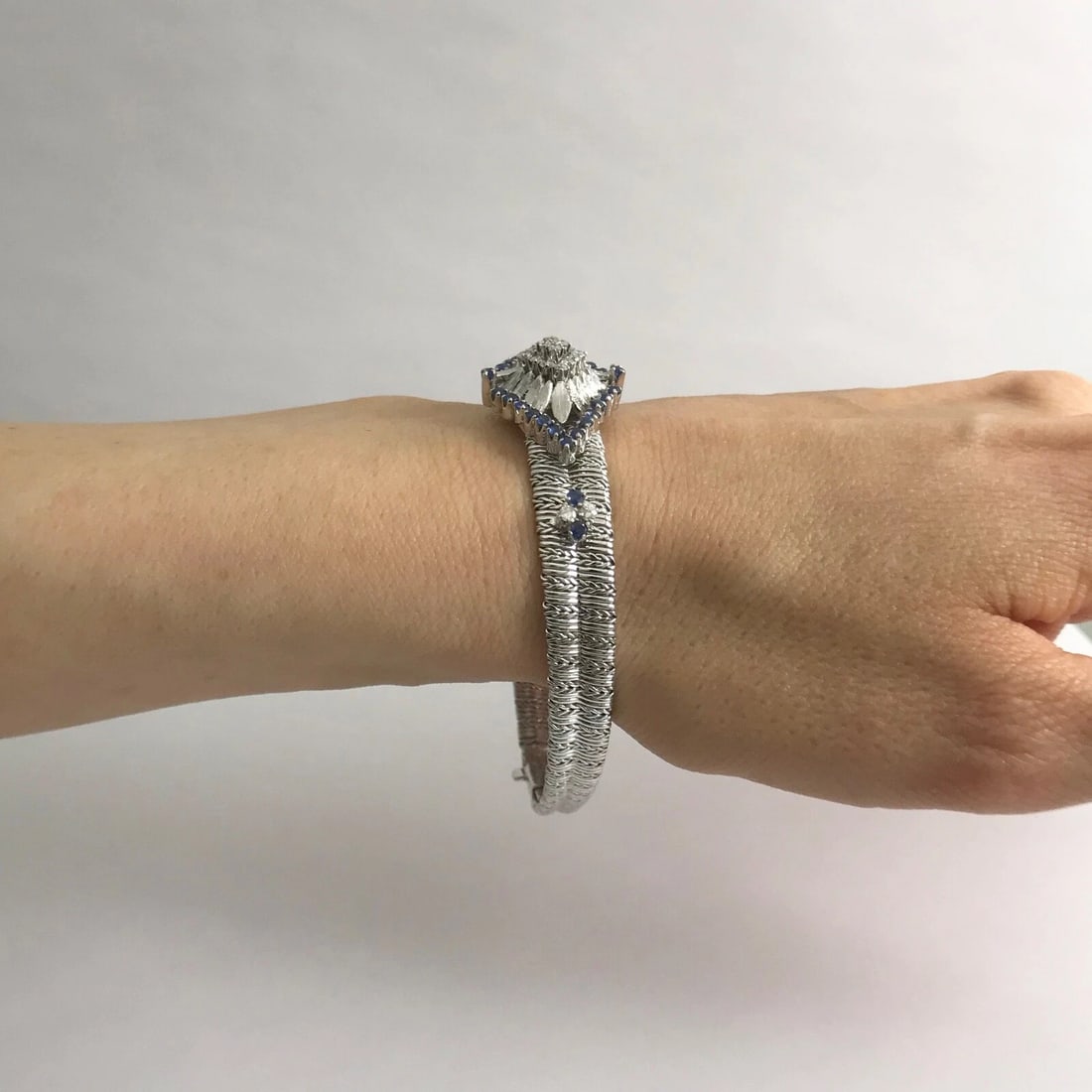 Vintage Blue Sapphire Diamond Geometric Cluster Bracelet 18K White Gold, 32.3 Gr - 5