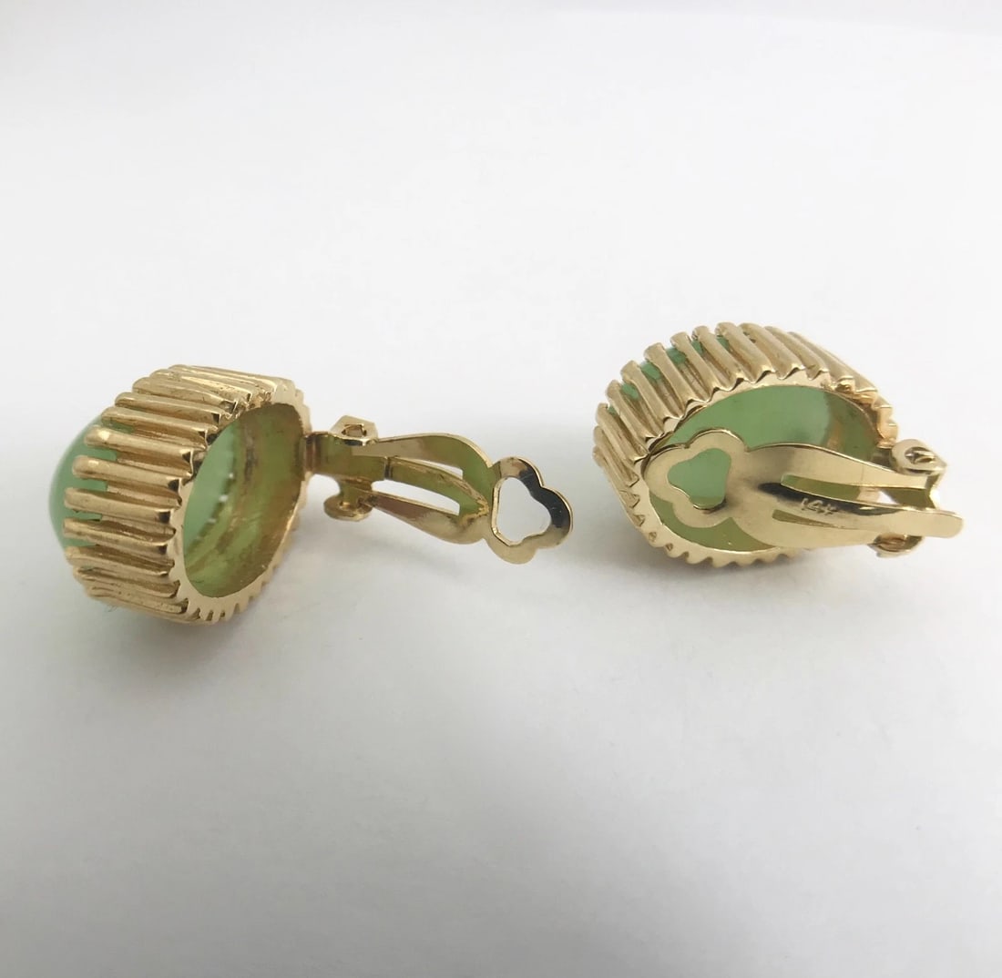 Vintage Oval Green Jade Stud Earrings 14K Yellow Gold Non-Pierced Clip On, 13 Gr - 6