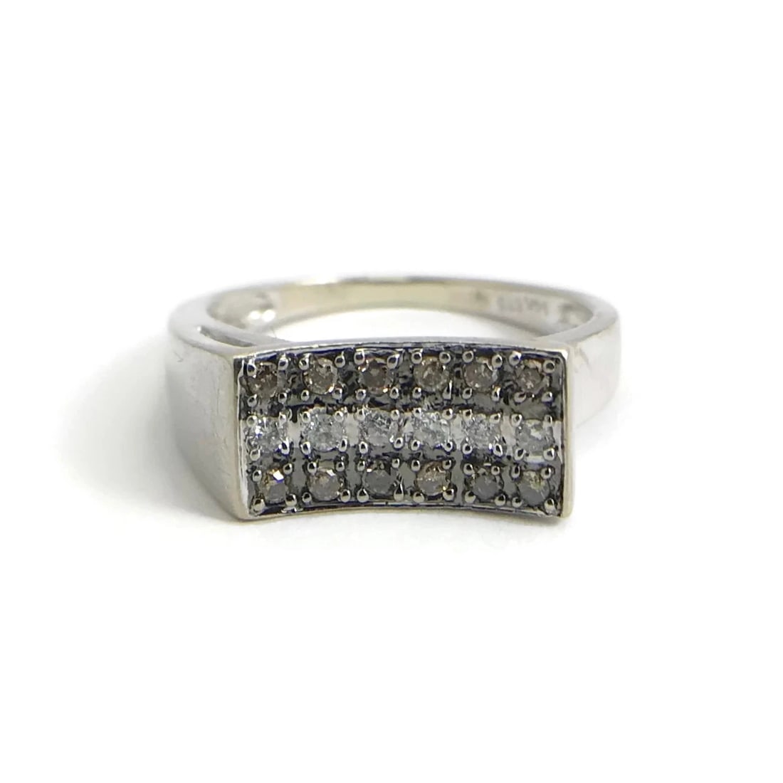 Vintage Brown Cognac White Diamond Concave Flat Top Ring 14K White Gold, 2.7 Gr: Vintage Brown Cognac White Diamond Concave Flat Top Ring 14K White Gold, 2.7 Gr This ring is so beautiful and unique! Please let us know if you have any questions. Diamonds: .27 ctw; 12 round cognac,