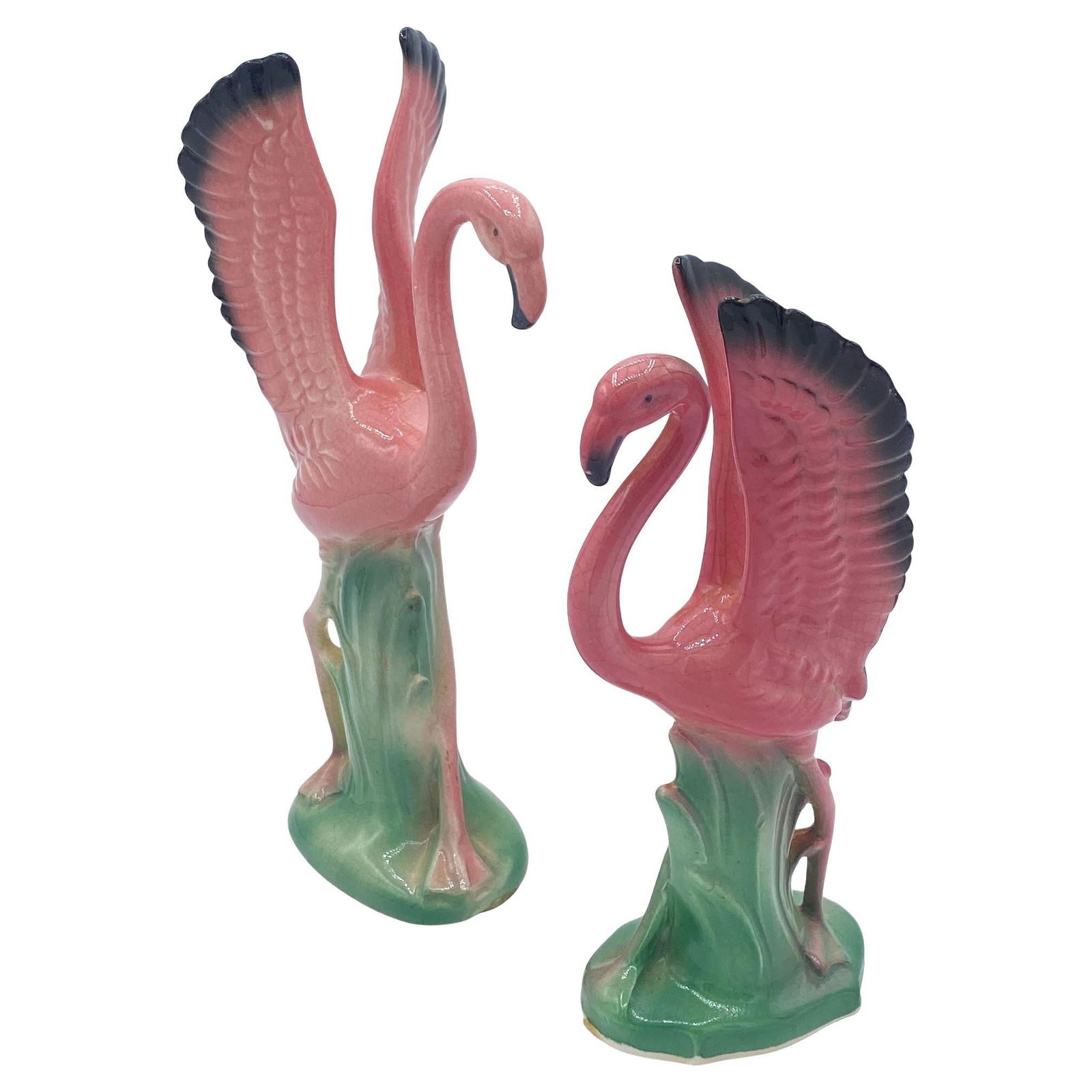 Mid-century Ceramic Mid Flight Pink Flamingo Tabletop Statue Set By Leftons: Title: Mid-century Ceramic Mid Flight Pink Flamingo Tabletop Statue Set By Leftons Description: Mid-century pink and green ceramic flamingo statue set by Leftons. The set features two beautifully deta