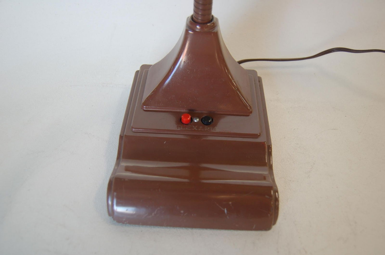 Midcentury Brown Enamel Fluorescent Gooseneck Desk Lamp by Art Specialty - 2