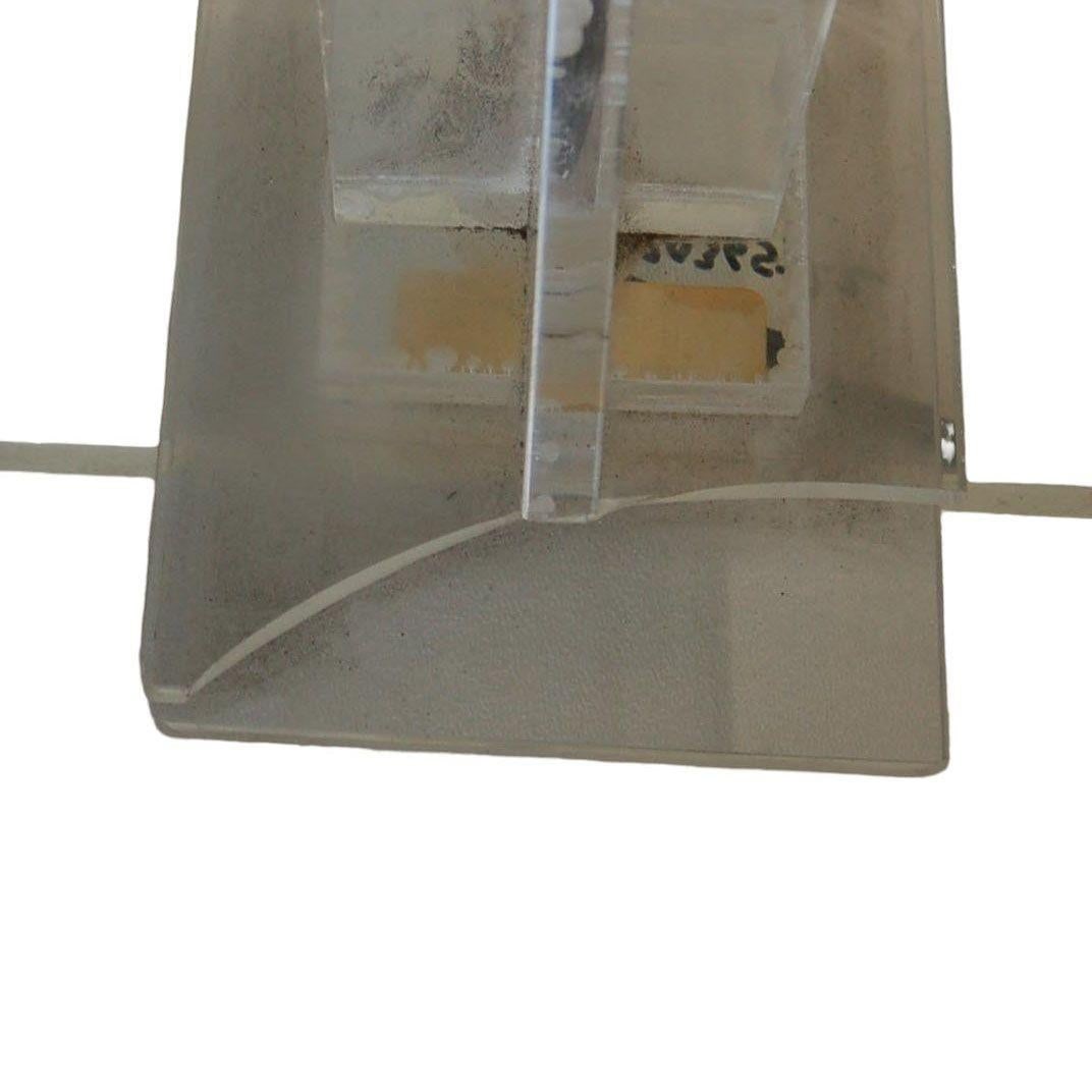 Modernist Clear Lucite Table Lamp by Moss - 17