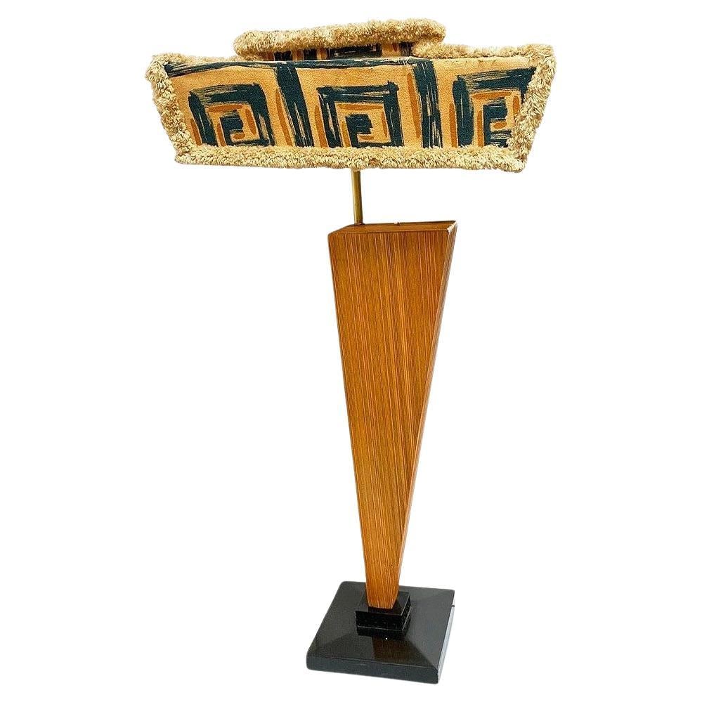 Mid-century Sculptural Combed Wood Floor Lamp in the Style of Paul Frankl: Title: Mid-century Sculptural Combed Wood Floor Lamp in the Style of Paul Frankl Description: This angular Mid-century floor lamp features a combed wood body and was designed in the style of Paul Fran