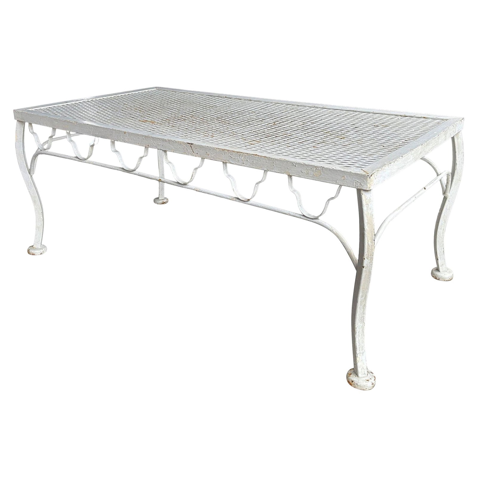 Mid-century Wrought Iron Outdoor/ Patio Low Mesh Coffee Table by Woodard: Title: Mid-century Wrought Iron Outdoor/ Patio Low Mesh Coffee Table by Woodard Description: Mid-century wrought iron and steel mesh low coffee table for patio and outdoor use by Woodard. The coffee