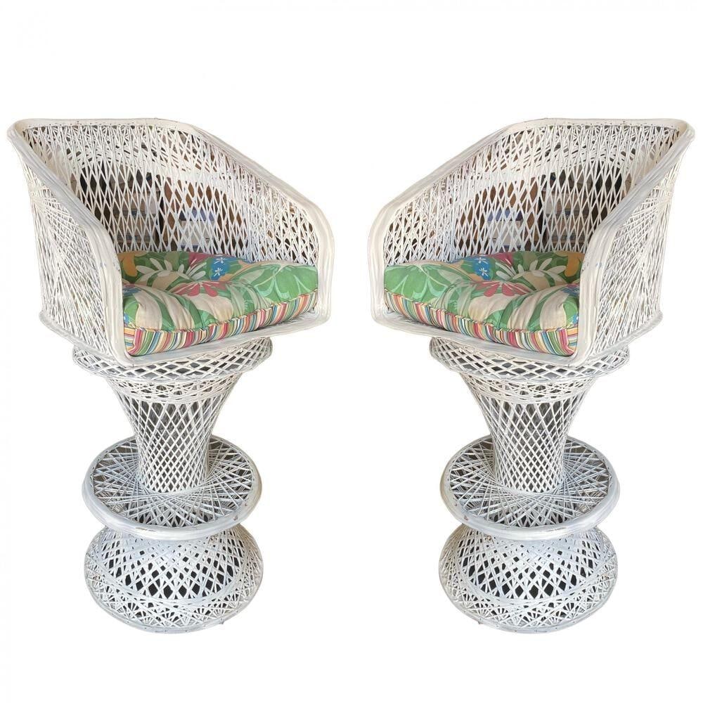 Mid Century Spun Fiberglass Barstool and Dry Bar Set by Woodard - 8