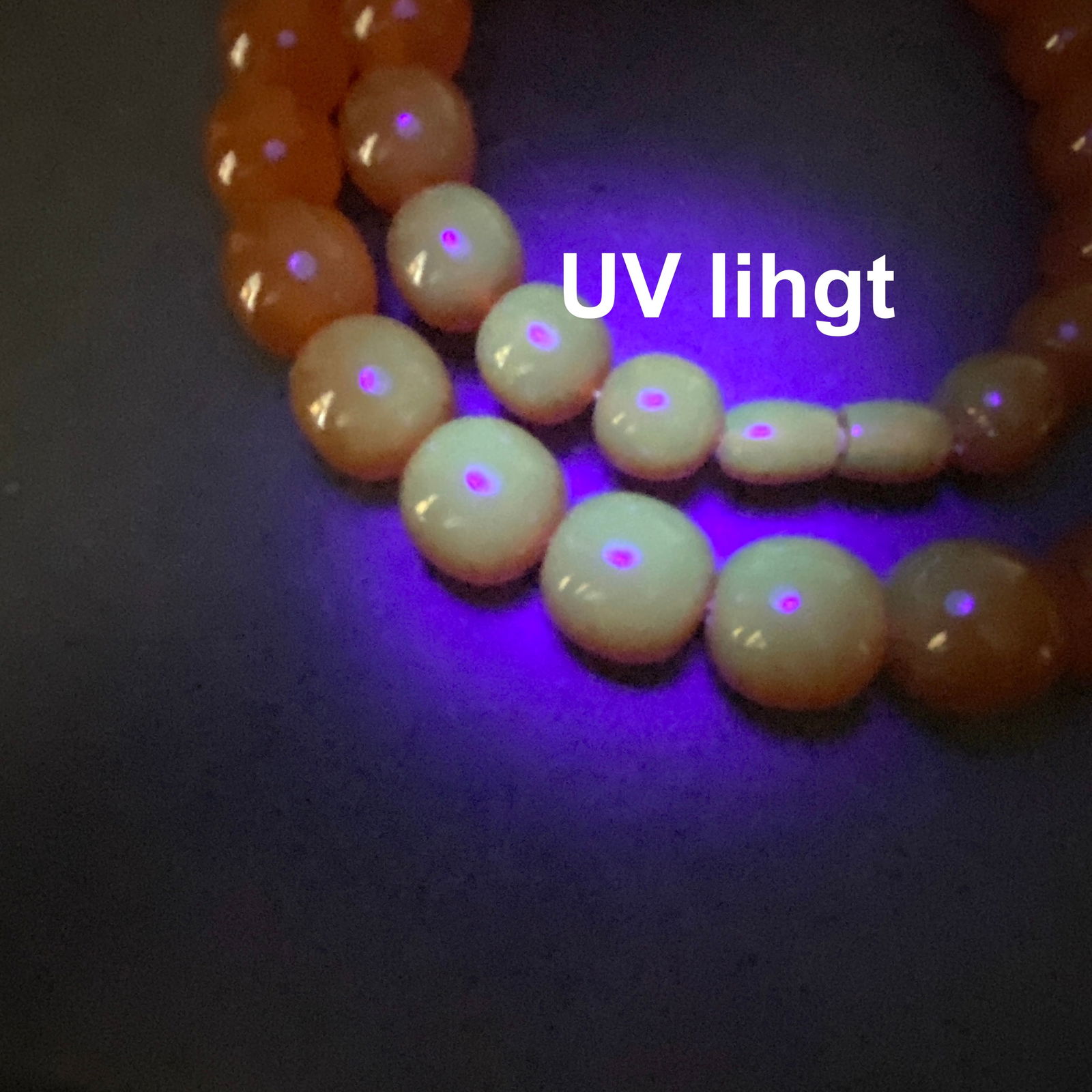 Grand Vintage Amber Necklace made from Round Amber beads - 8