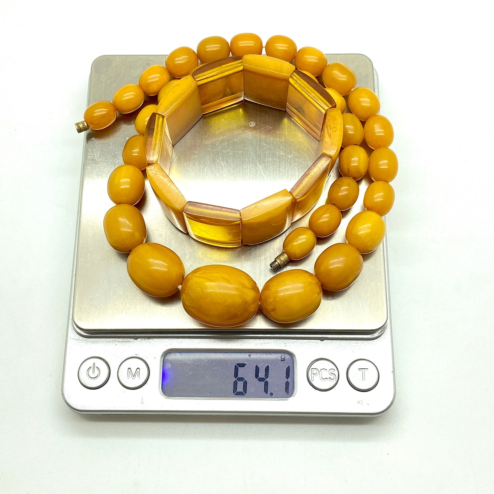Alluring Vintage Bakelite Bracelet and Necklace set made from Olive shaped Bakelite beads - 8