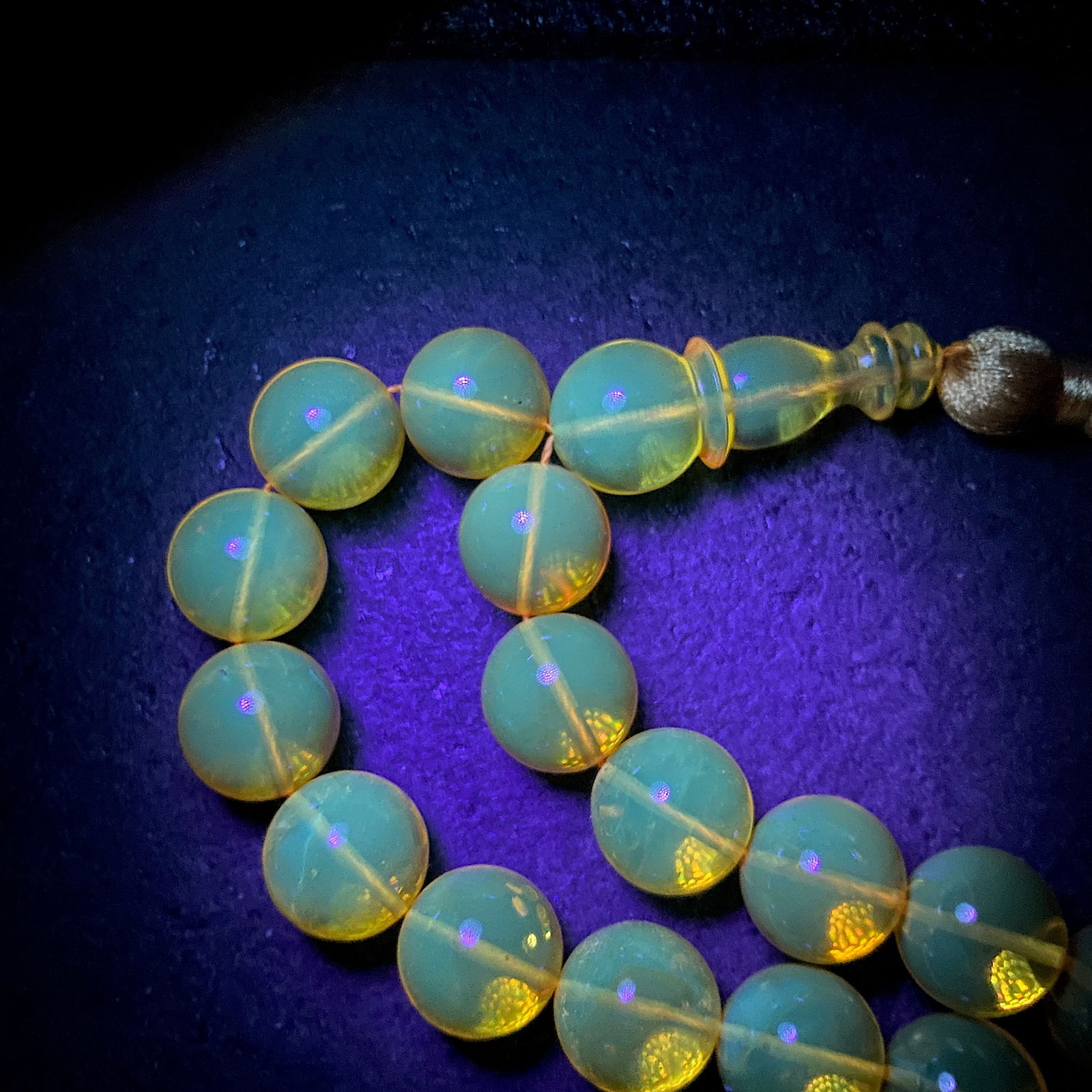 Fascinating Vintage Amber Tesbih made from Round Amber beads - 7