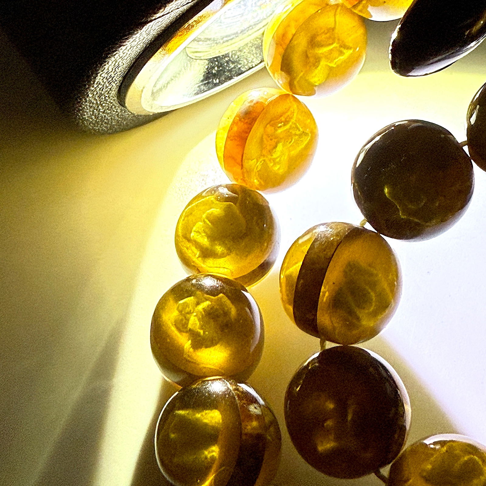 Unique and Fascinating Amber Tesbih made from Round Amber beads - 12