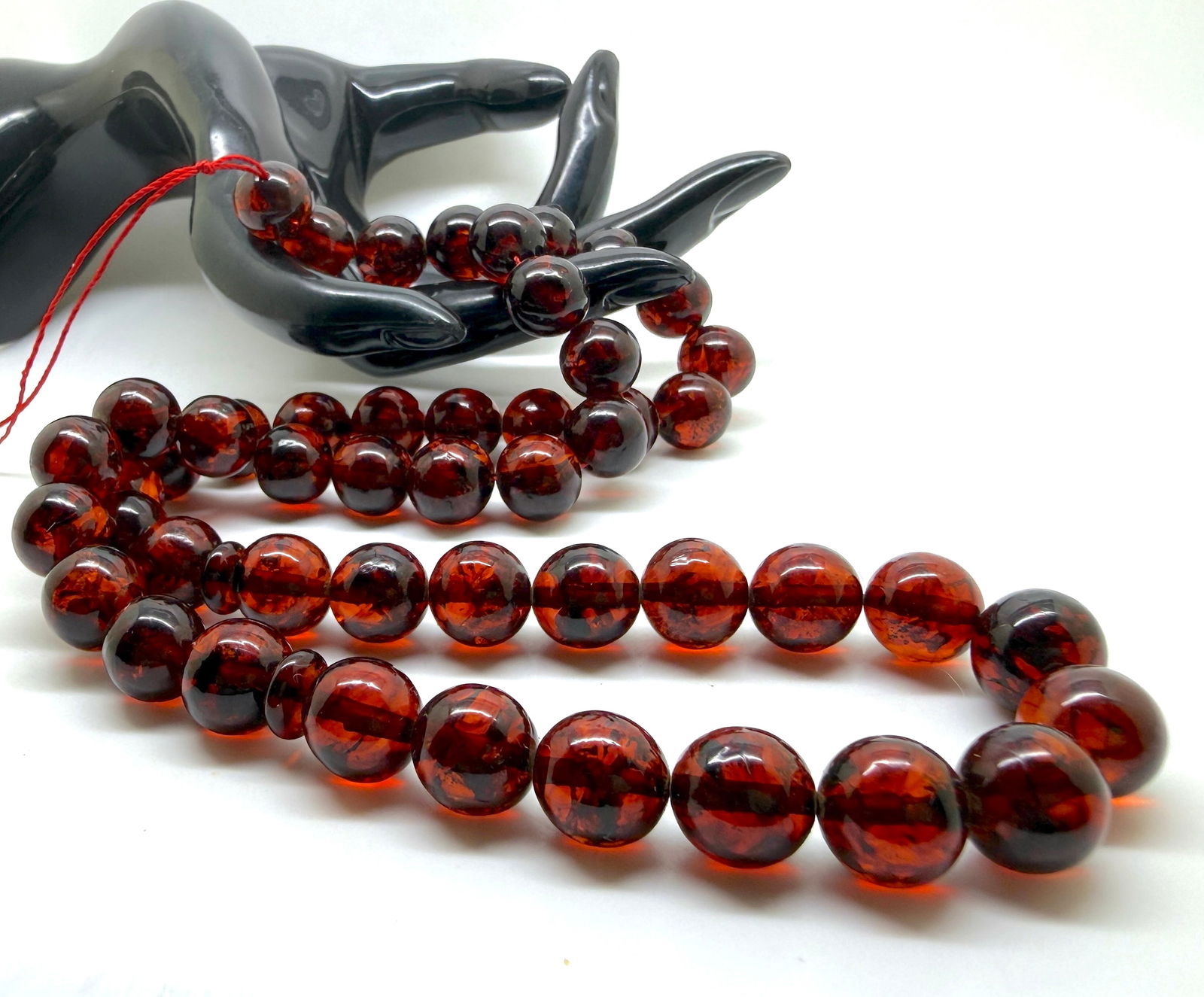Remarkable Amber Tesbih made from Round Amber beads: Title:Remarkable Amber Tesbih made from Round Amber beads Metal:None Gemstone:Amber Weight:45.0 g Size:Bead size: 12.0 mm Bead size: 0.472 inches Made of:(Reconstituted Amber or Whole Stone):Reconstit
