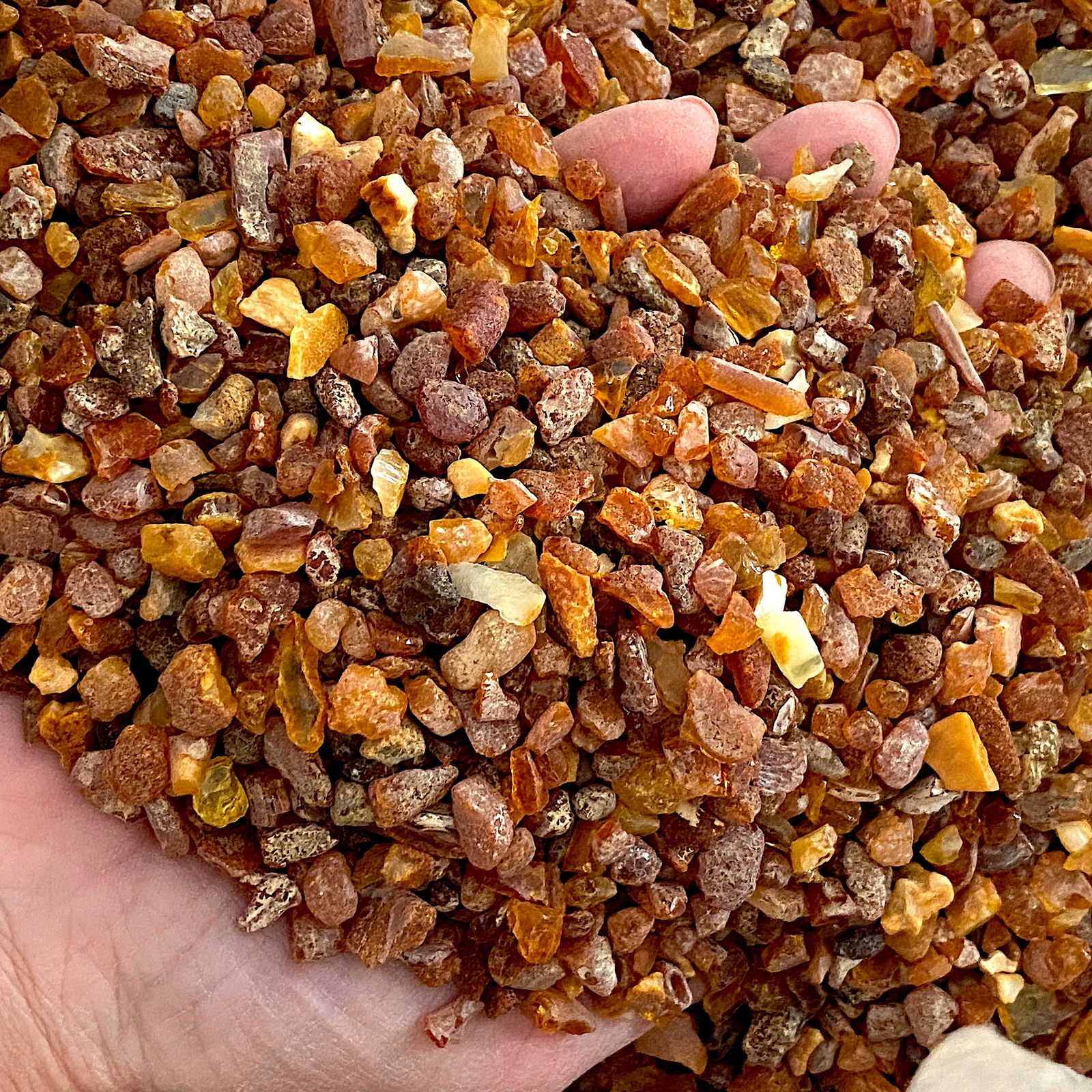 Unique Natural Amber stones of varied size: Title:Unique Natural Amber stones of varied sizeMetal:NoneGemstone:AmberWeight:750 gSize:Size: 7.5 x 7.5 x 7.5 mm Size: 0.295 x 0.295 x 0.295 inches Made of:(Reconstituted Amber or Whole Stone):Whole