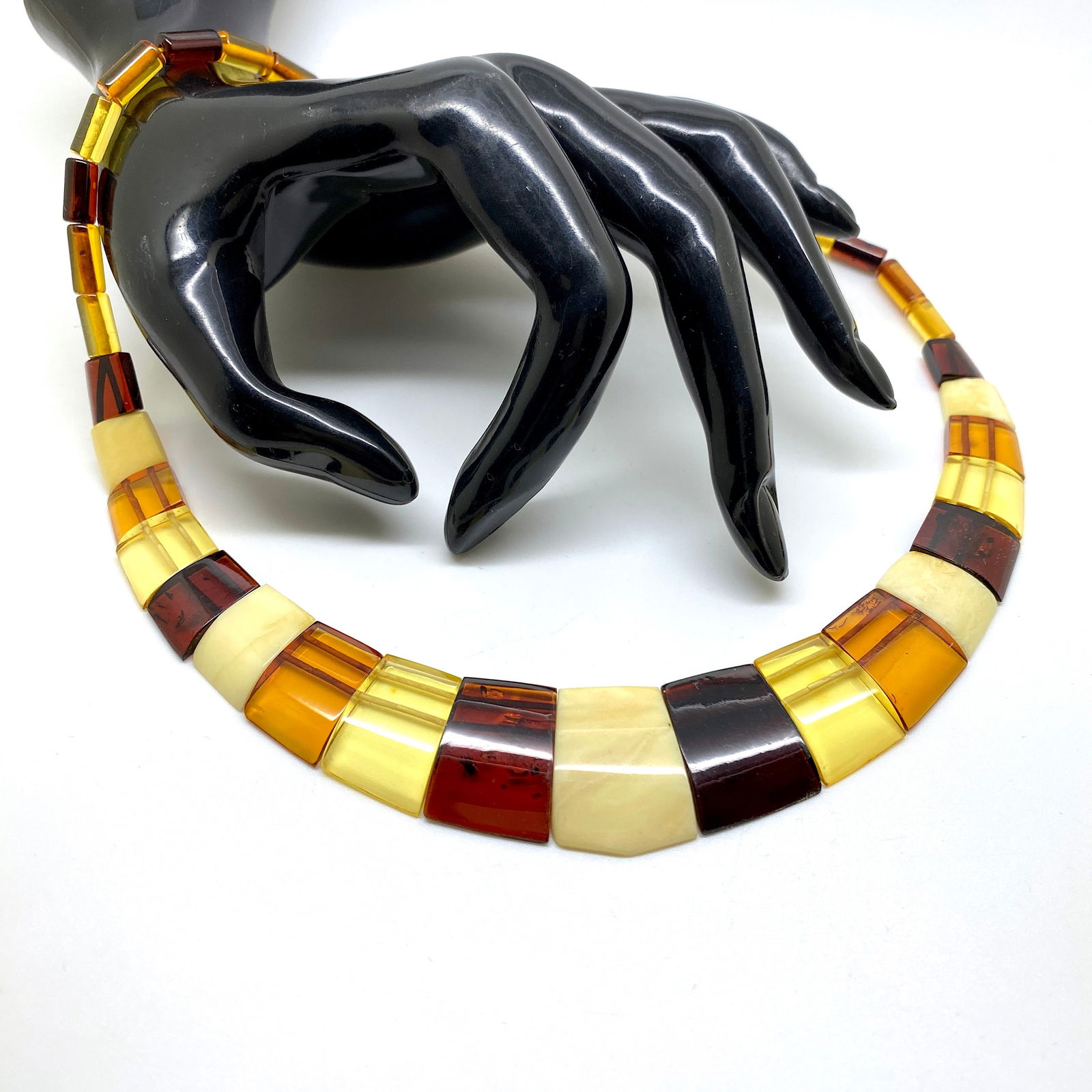 Staggering Amber Cleopatra necklace - 8
