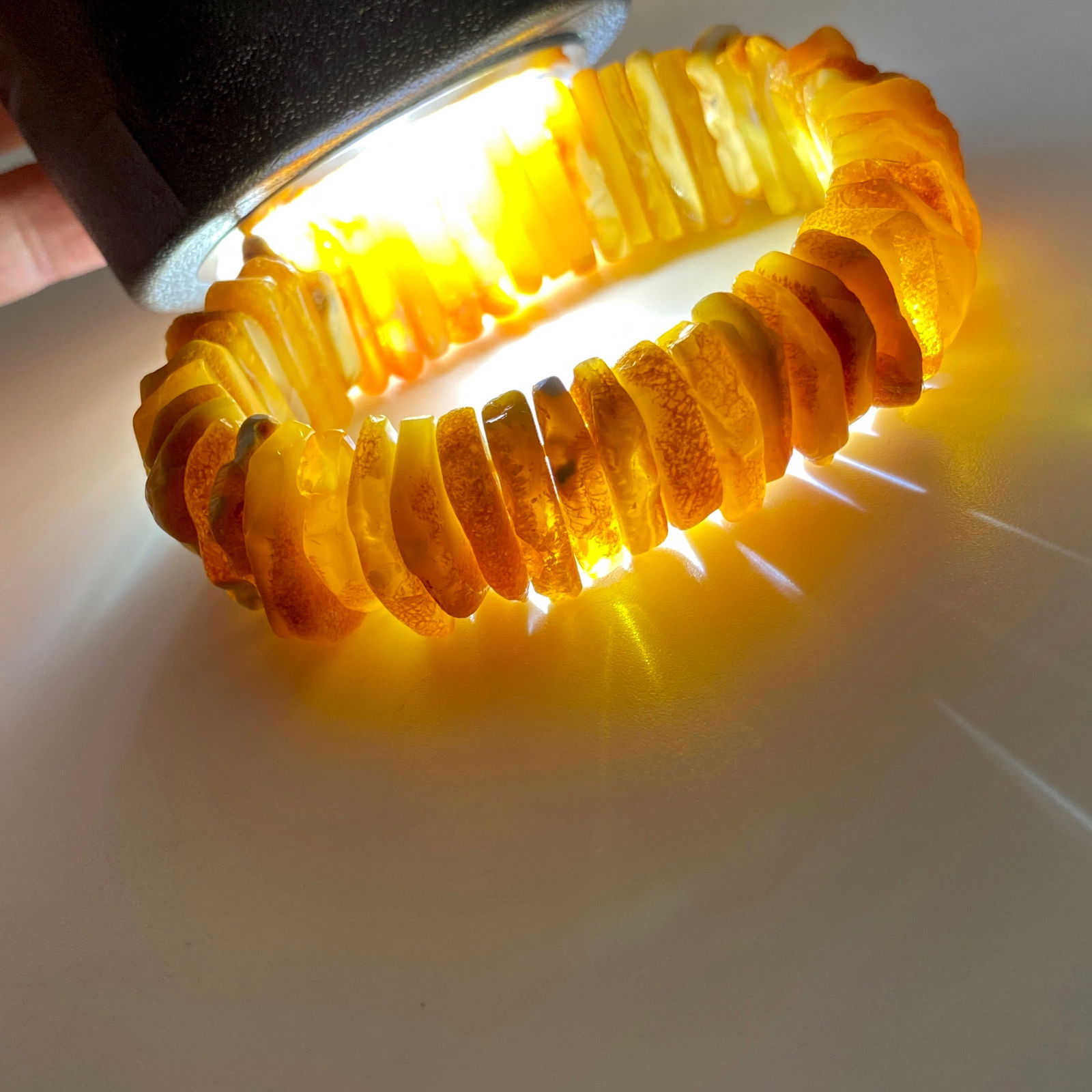 Grand Vintage cut Amber bangle bracalet - 6