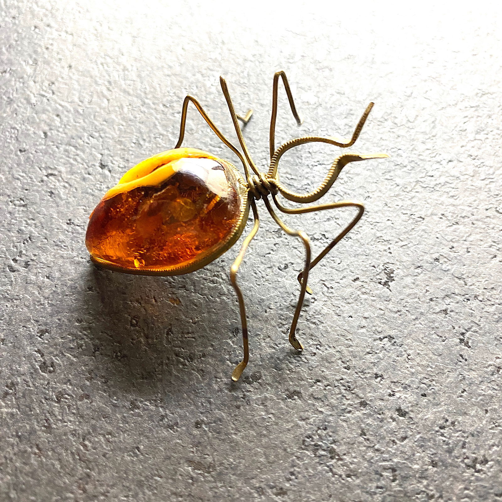 Antique Amber Spider Brooch - 4