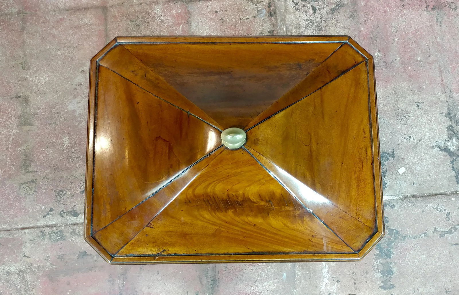 19th C. English Regency Mahogany Wine Cellarette - 6