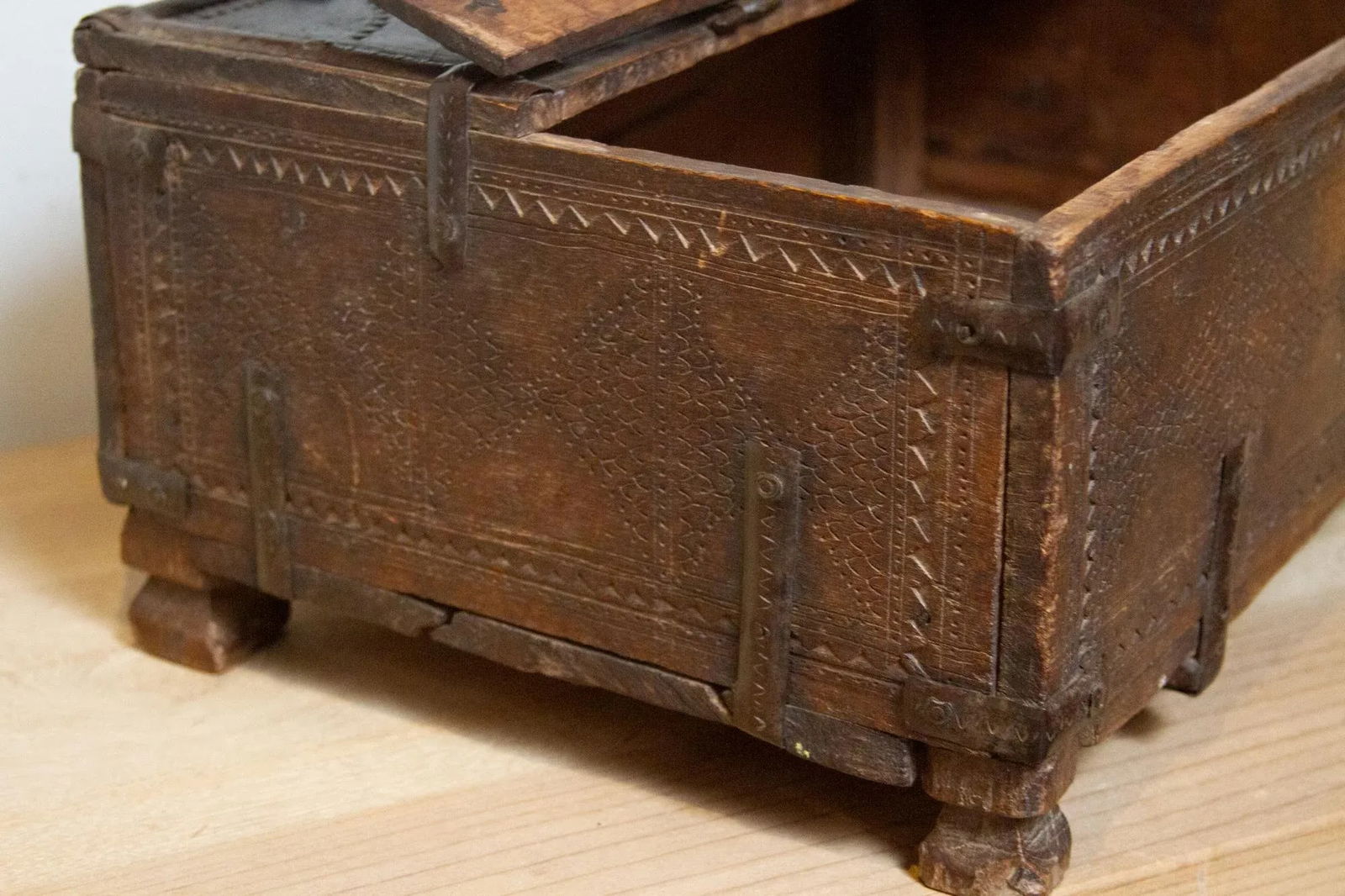 Rustic Carved Antique Cash Box - 5