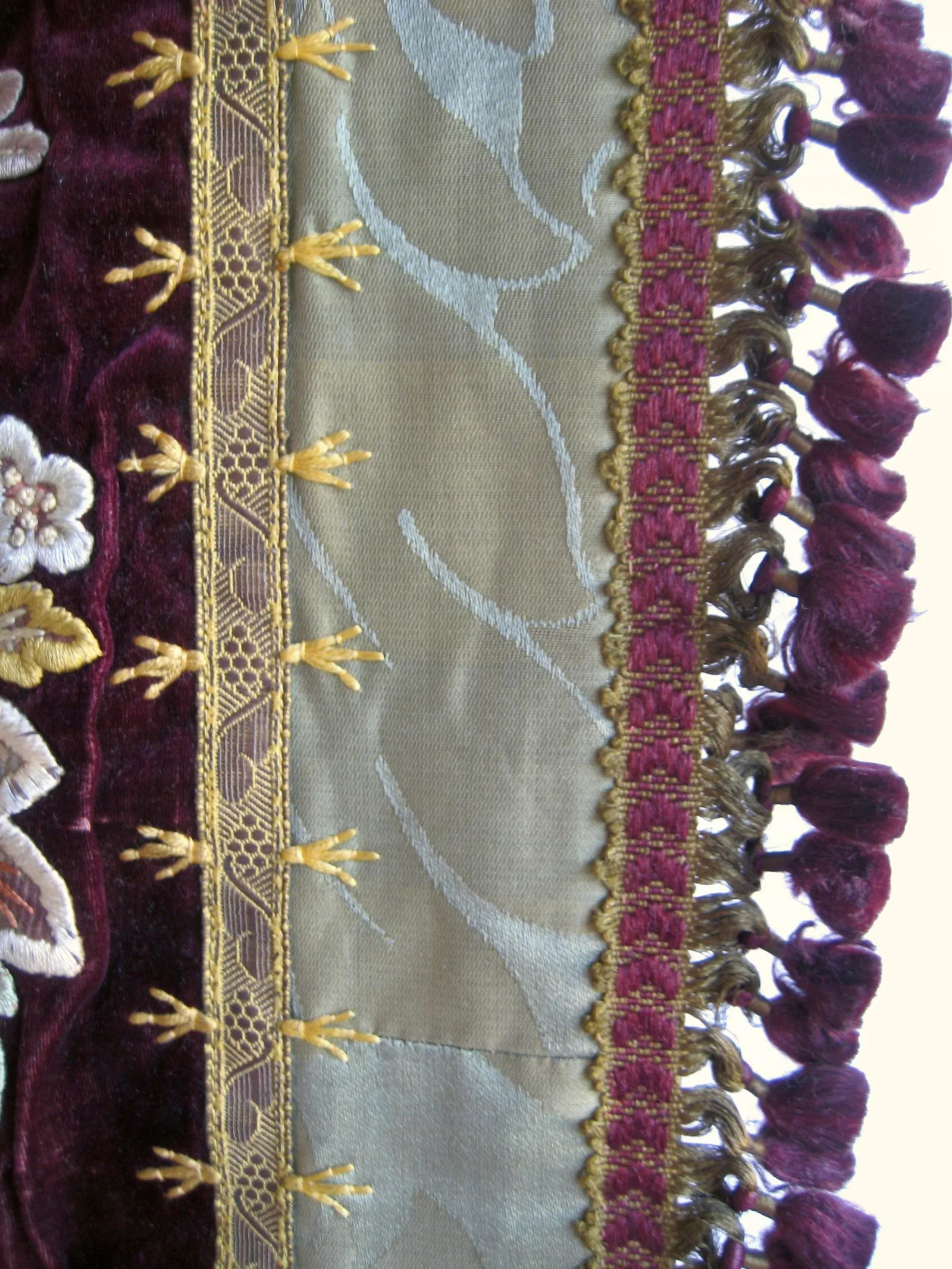 Large Late 19th Century Silk Embroidered Tablecloth Napoleon III - 7