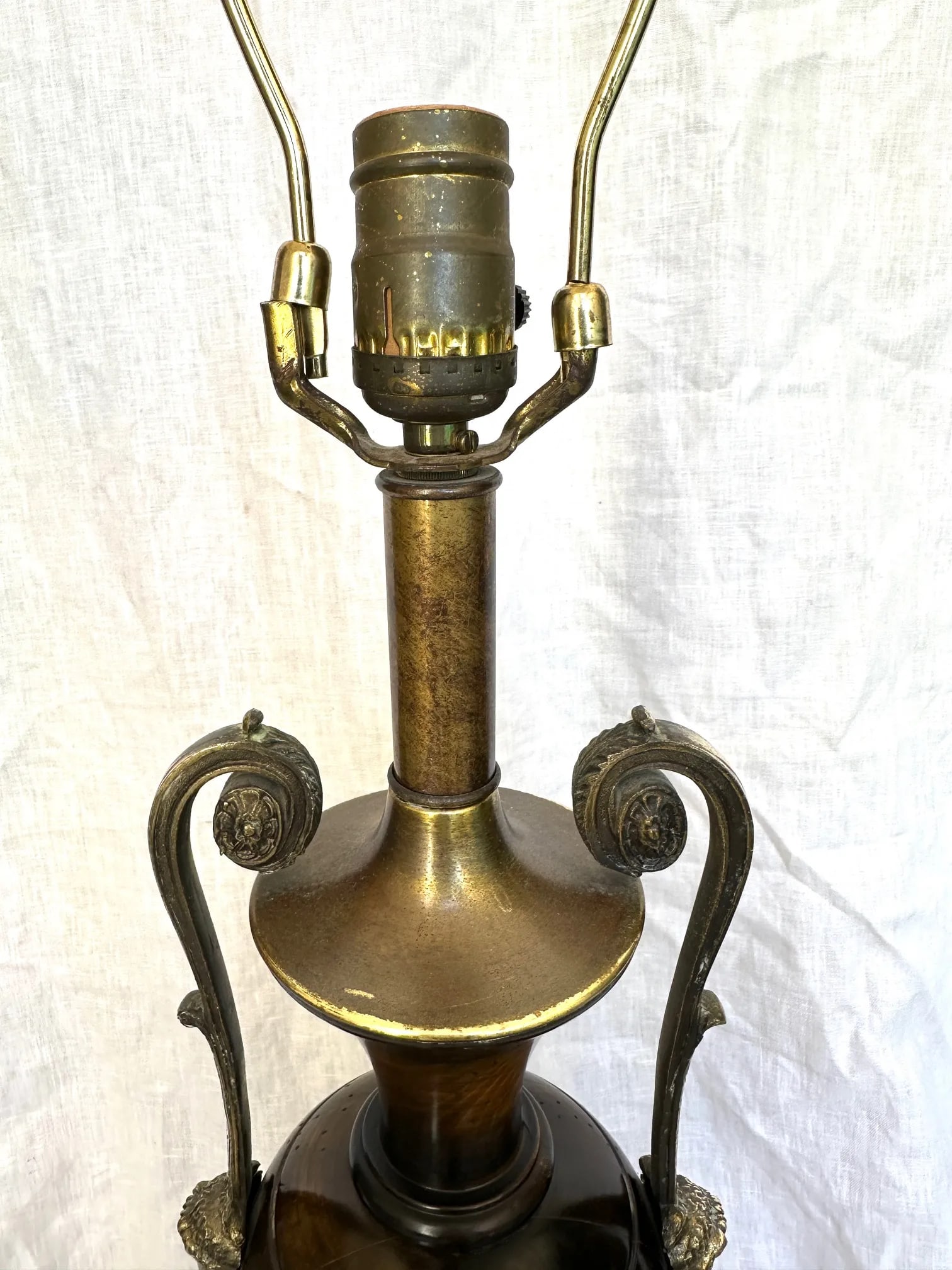 Vintage Frederick Cooper French Empire Style Table Lamp - 8