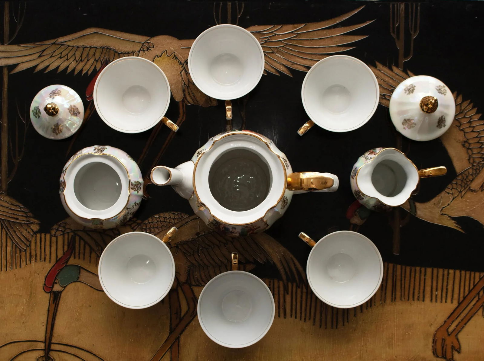 Circa 1970s Kahla 22k Gold German Porcelain Tea Set for Six- 21 Pieces - 7