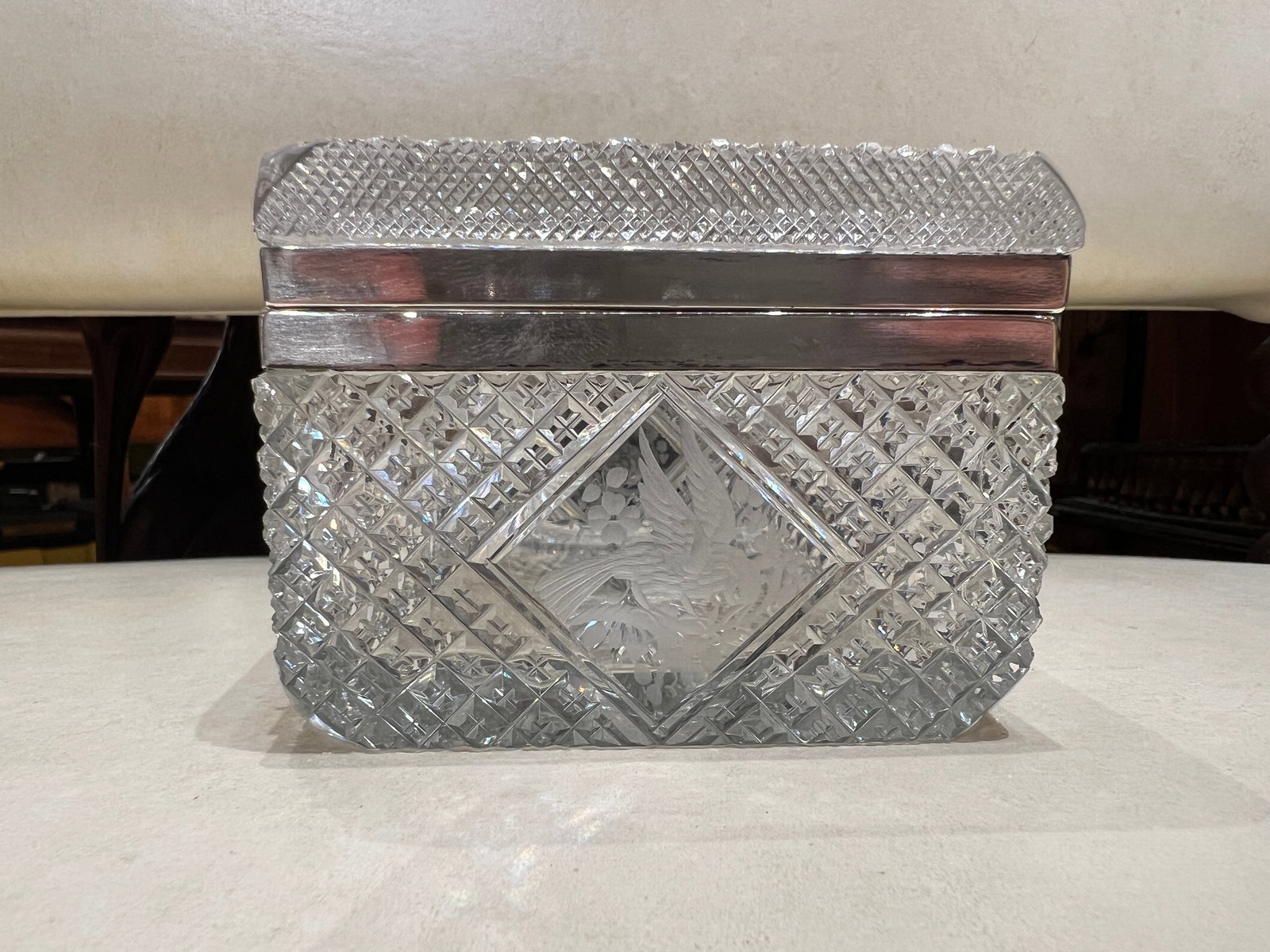 Fine Hawkes Cut Crystal & Sterling Silver Ornithological Motif Box - 4
