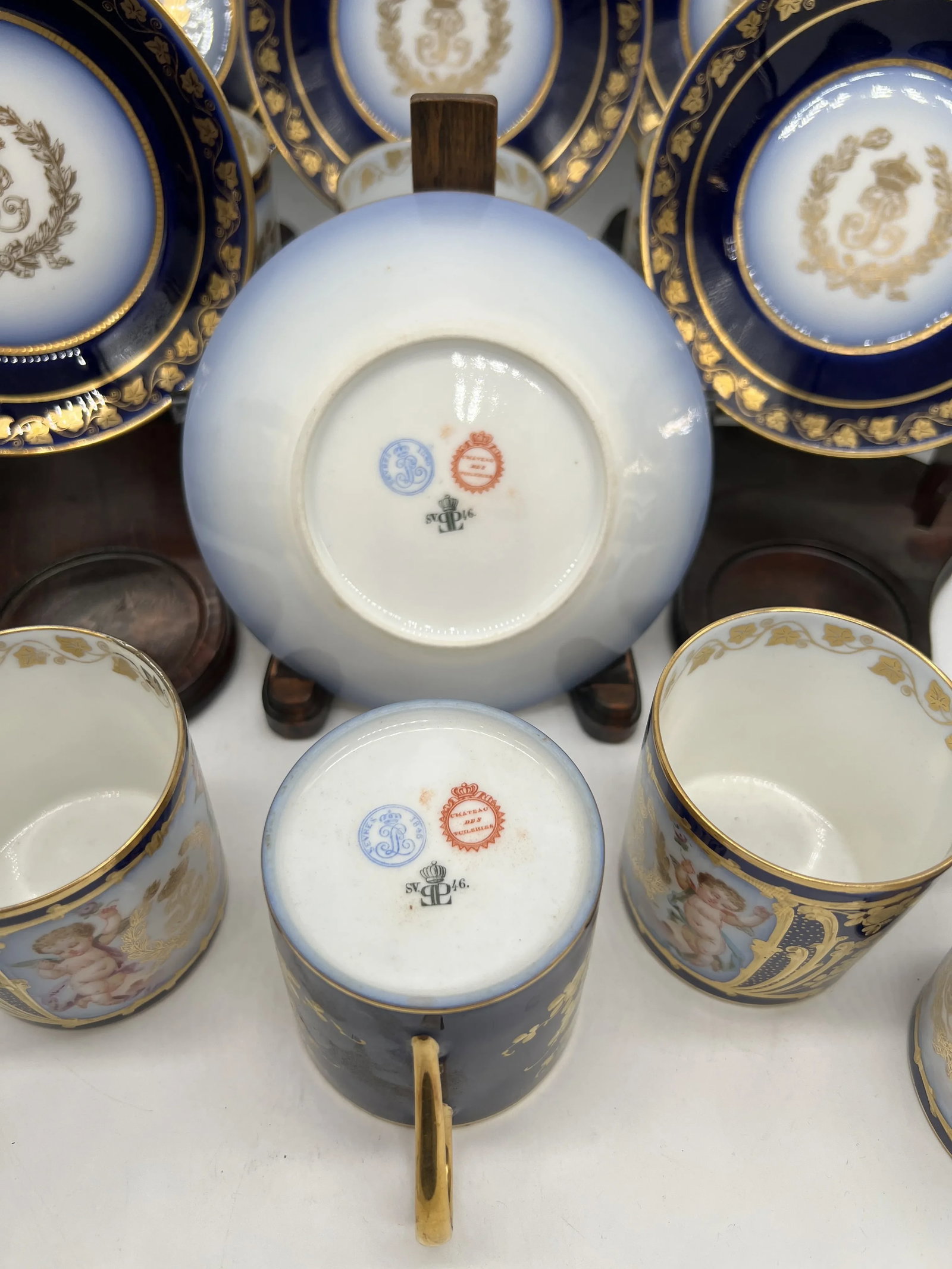 Sevres 19th C., Chateau Des Tuileries 1846 Louis Phillippe Cup / Saucer Set - 7