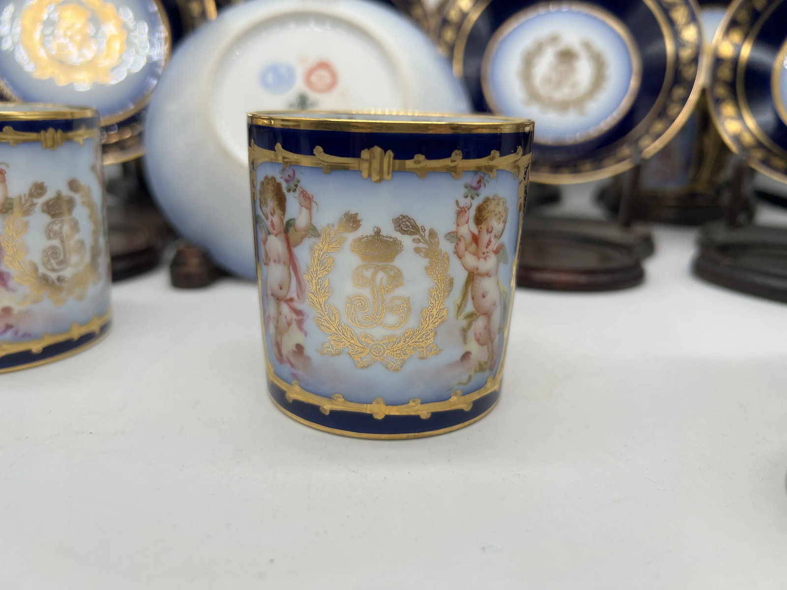Sevres 19th C., Chateau Des Tuileries 1846 Louis Phillippe Cup / Saucer Set - 8