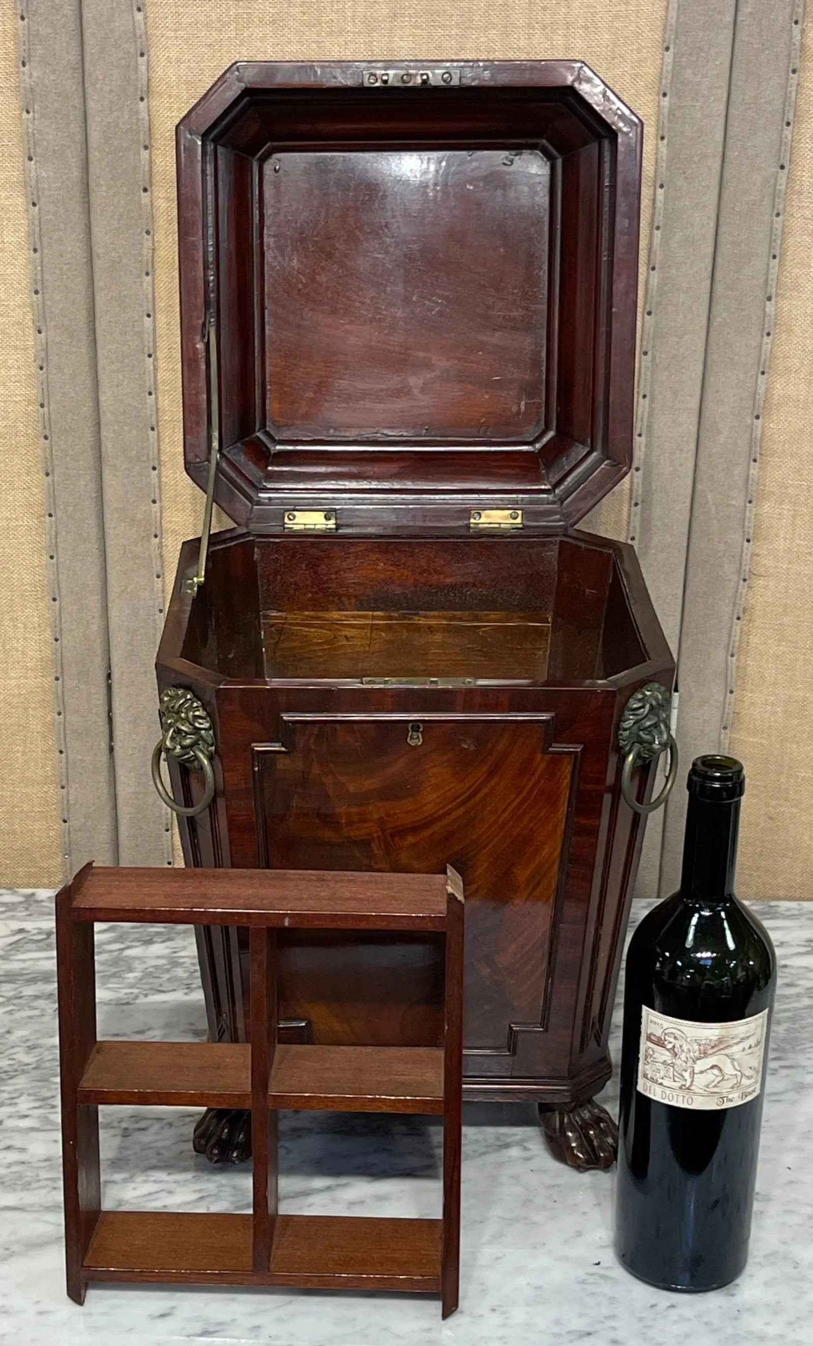 Diminutive Regency Mahogany & Brass Cellarette, Attributed to Gillows & Co. - 11