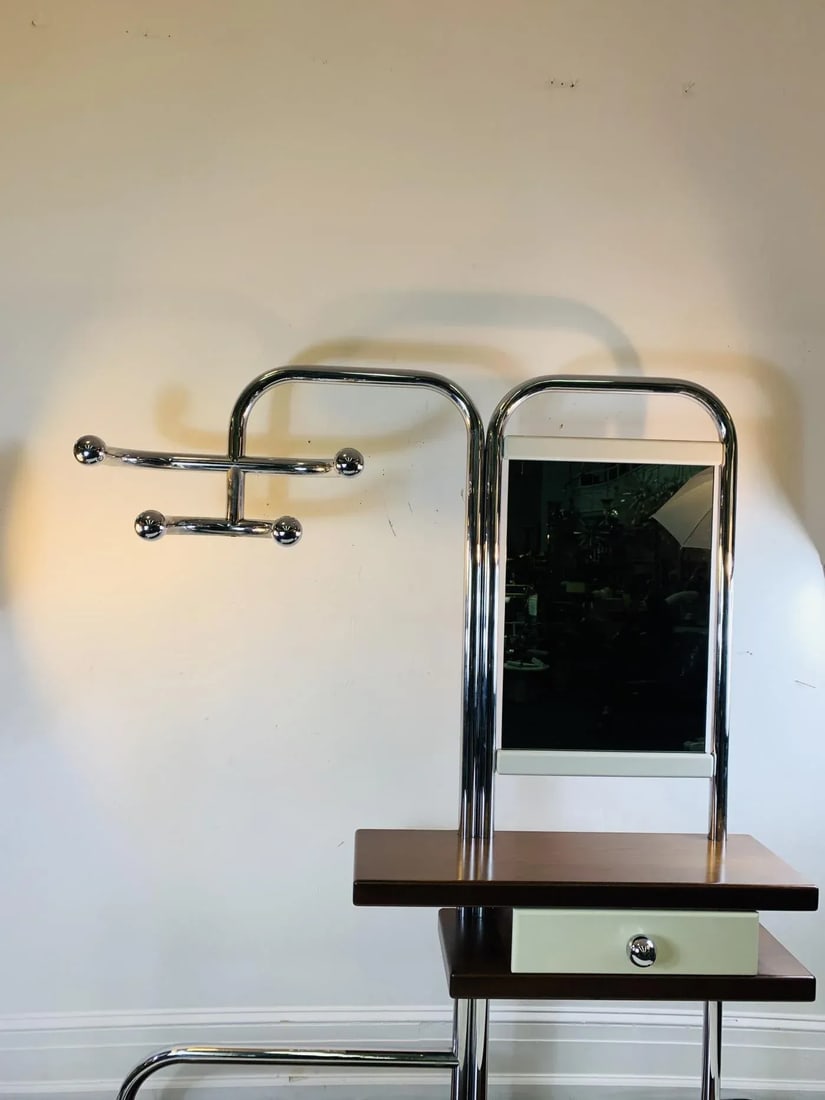 Italian 1970s Modernist Hall Rack Attributed to Willy Rizzo - 6