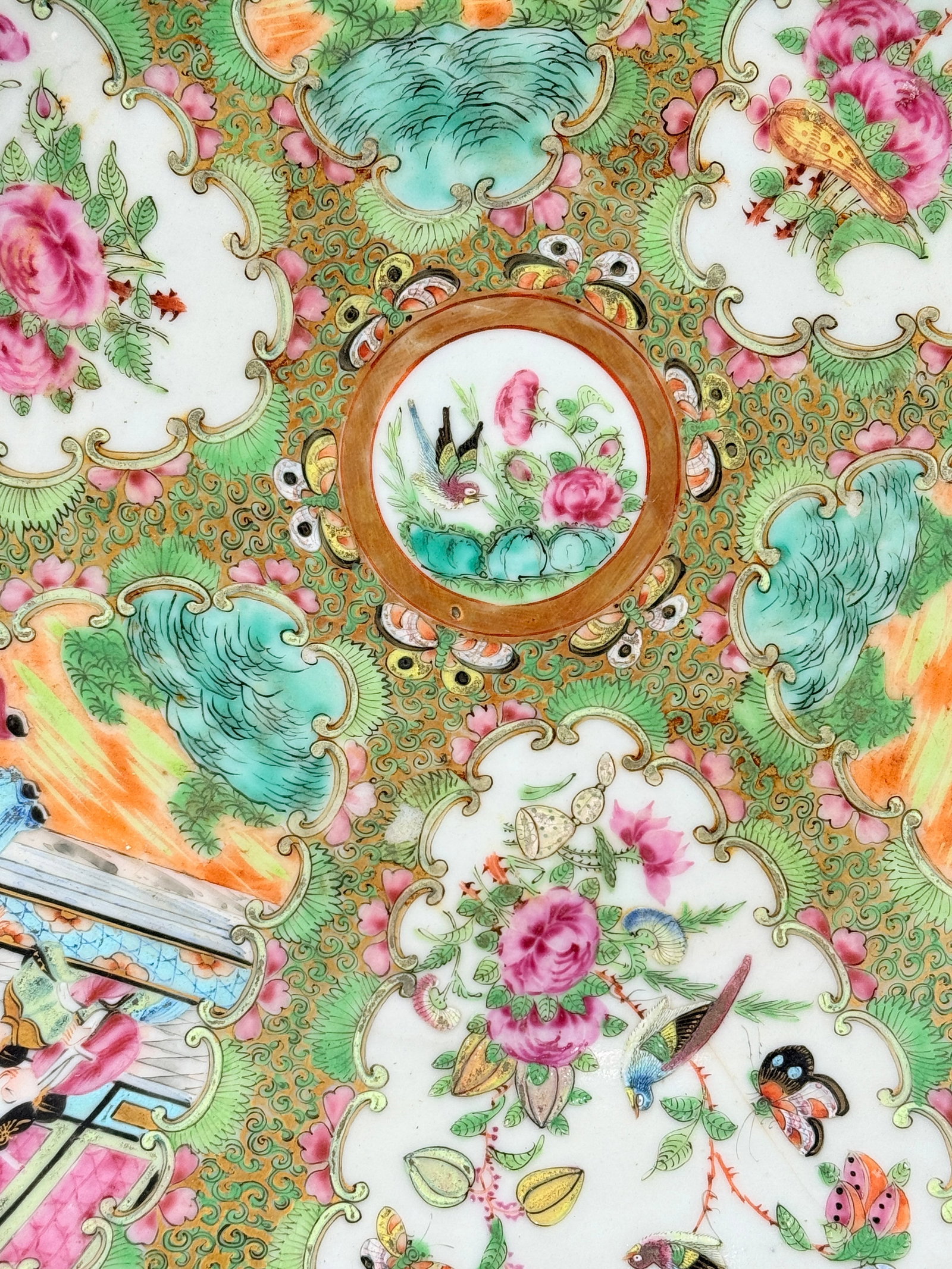 19th Century, Chinese Rose Medallion Porcelain Platter 13.5" - 3