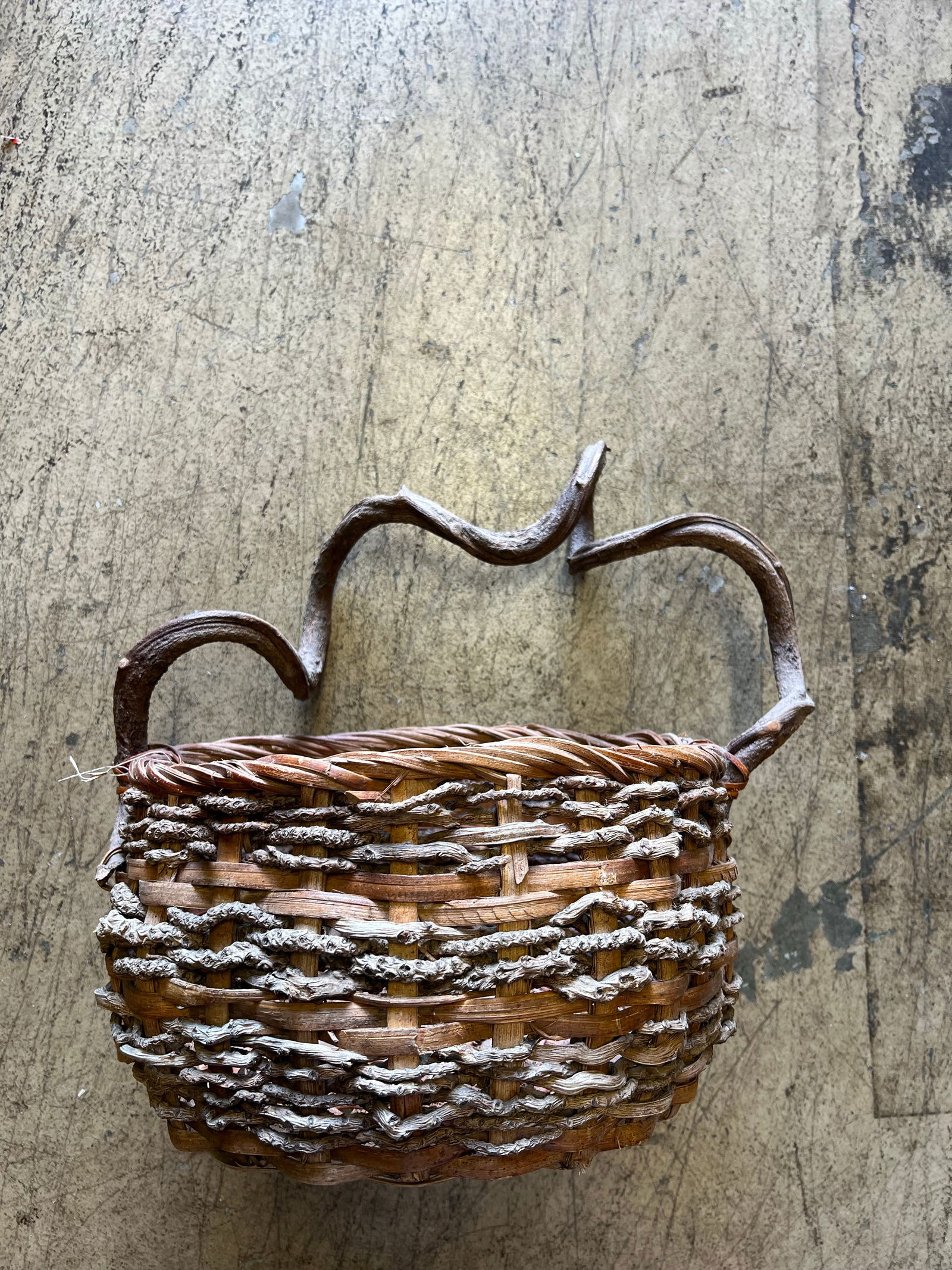 Early 20th Century Vintage Basket with Twisted Vine Handle - 2