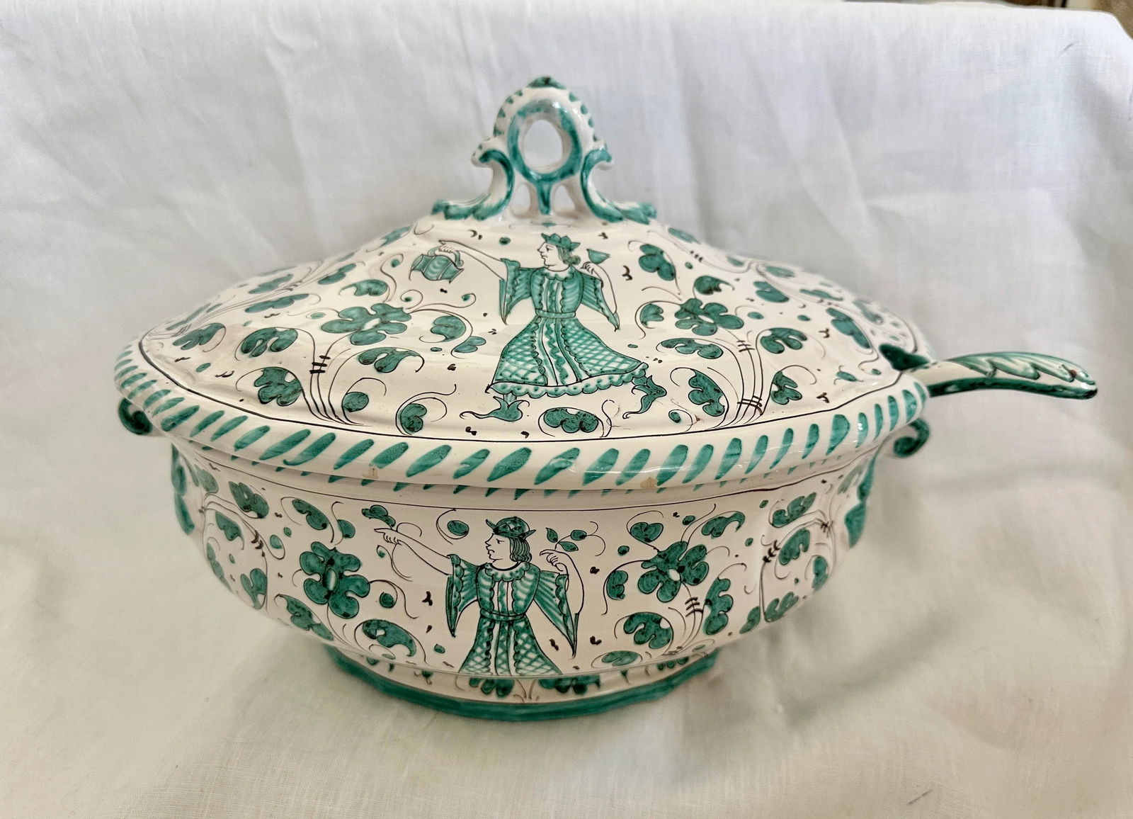 Deruta Maiolica Soup Tureen W/Spoon - 6