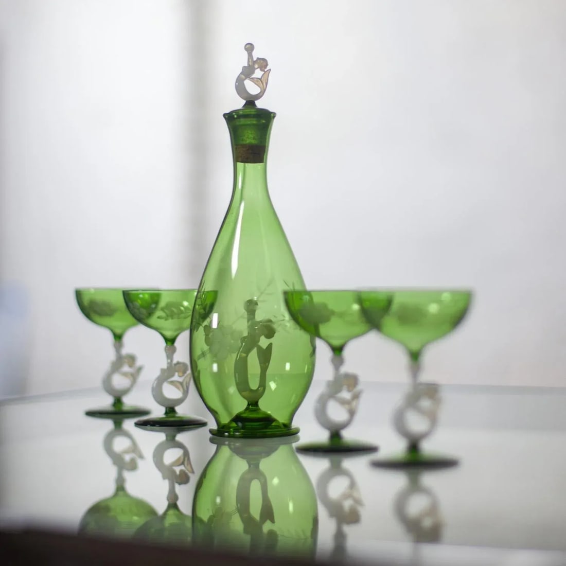 Early to Mid-20th Century Art Deco to Art Nouveau Bimini Austrian Art Glass Set 1 Decanter & 4 Coupe - 7