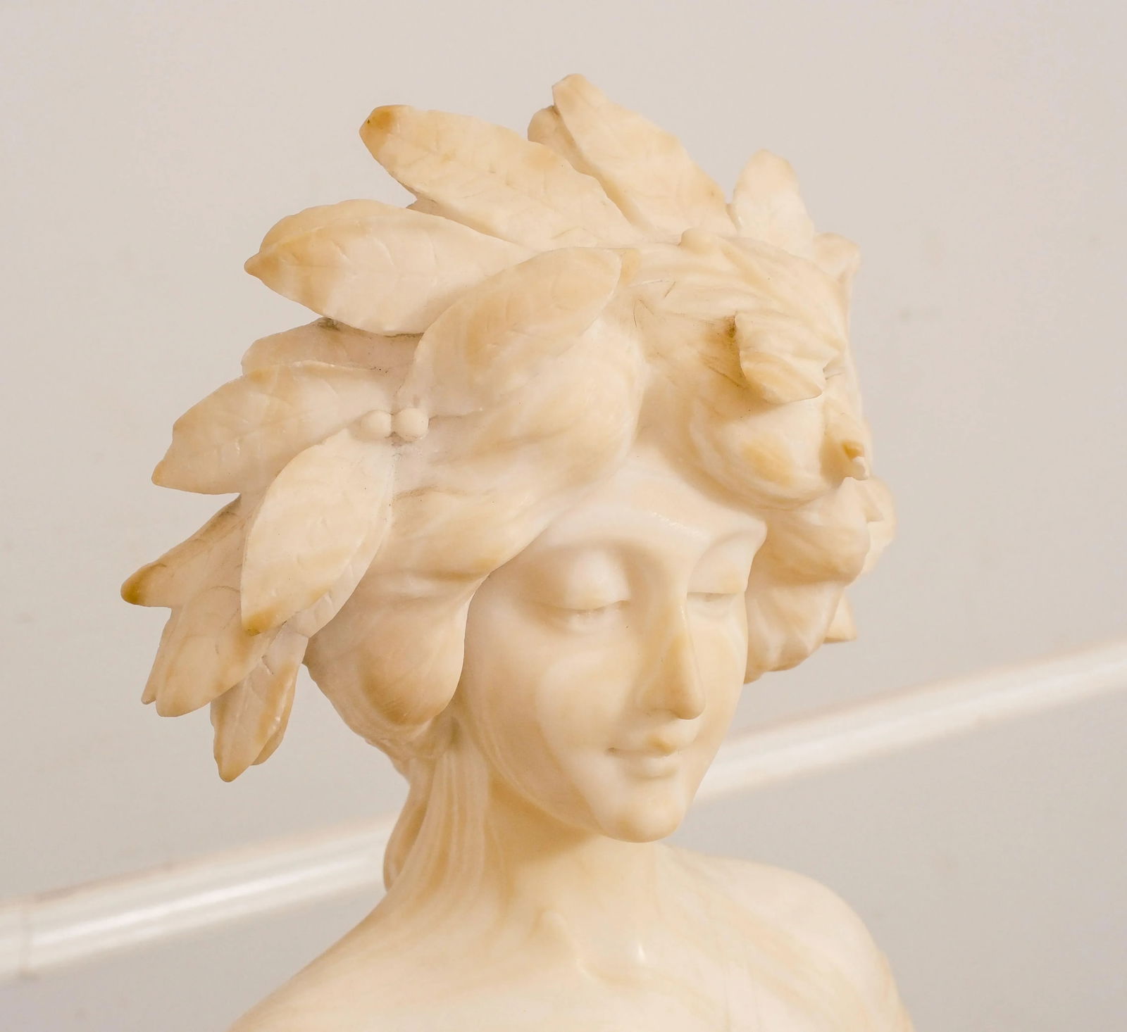 Antique Adolfo Cipriani Marble Bust of Daphne - 3