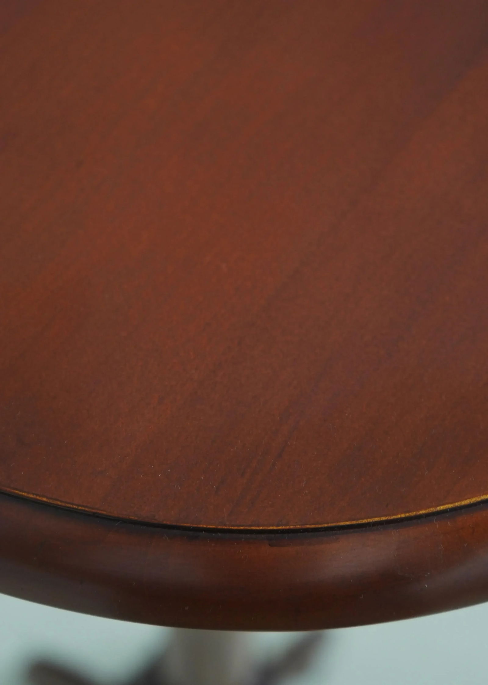 Pineapple Carved Base Cherry Pedestal Stand - 4