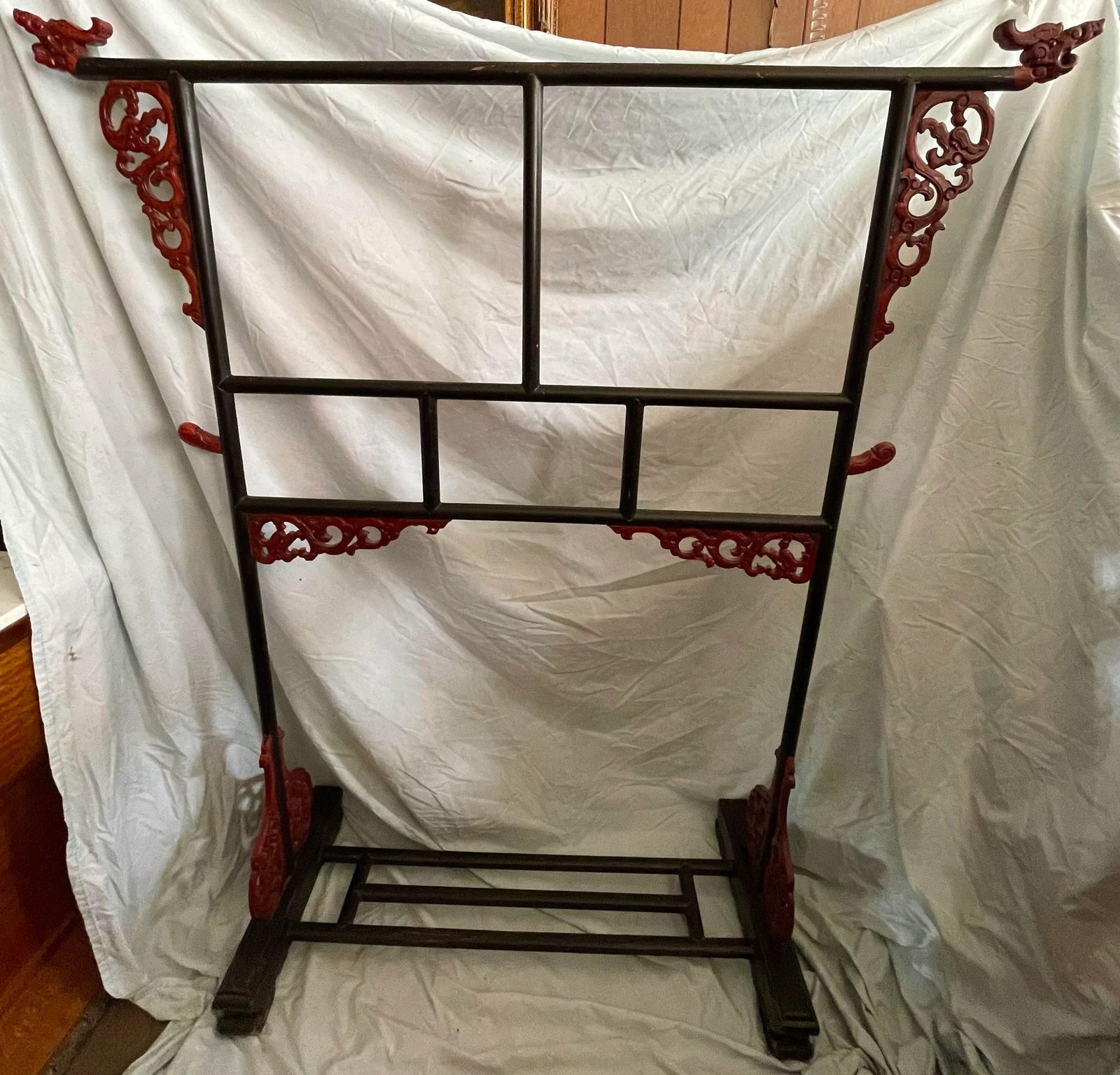 Early 20th Century Chinese Carved Wood Robe Garment Display Rack Dragon Heads Black & Red Paint - 2