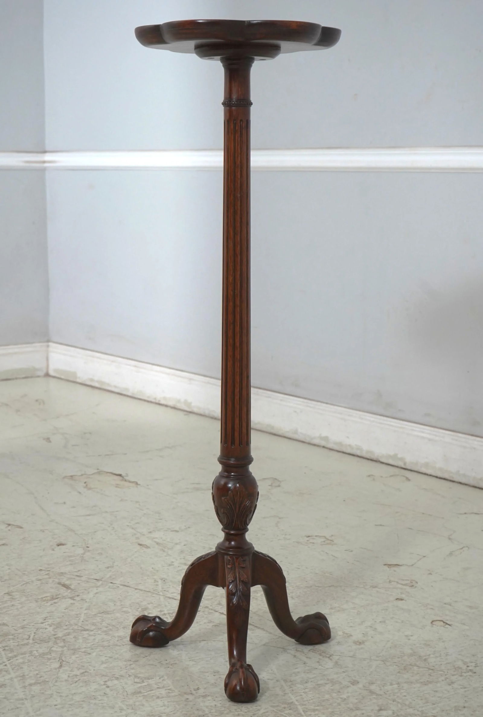 Ball & Claw Chippendale Style Mahogany Pedestal Stand - 2