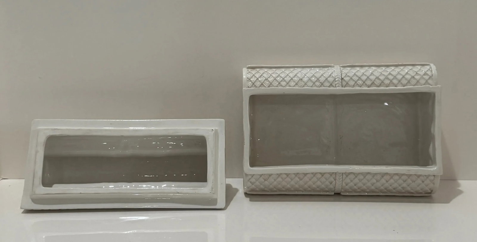 Italian Ceramic Sculptural Box Signed, 1980 – White Textured "Stacked Logs" Form - 10