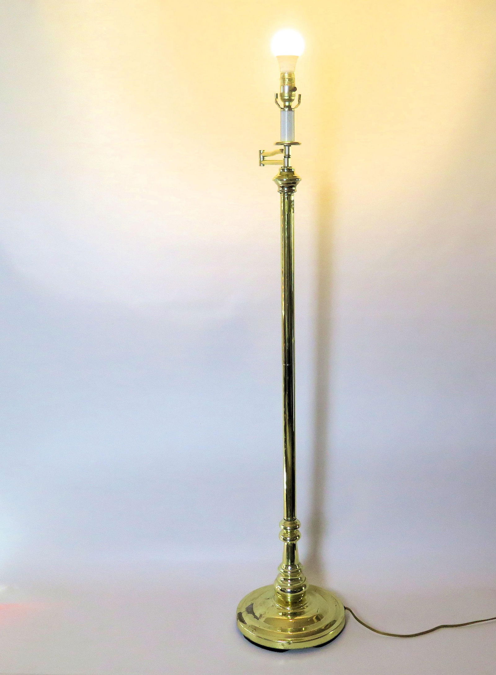 1970s Walter Chapman Swing Arm Floor Lamp - 6