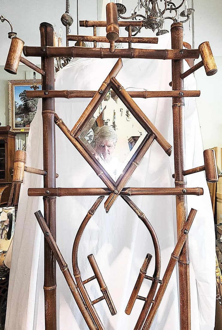 1910s French Burnt Bamboo Portemanteau Vestier Coat Rack - 10