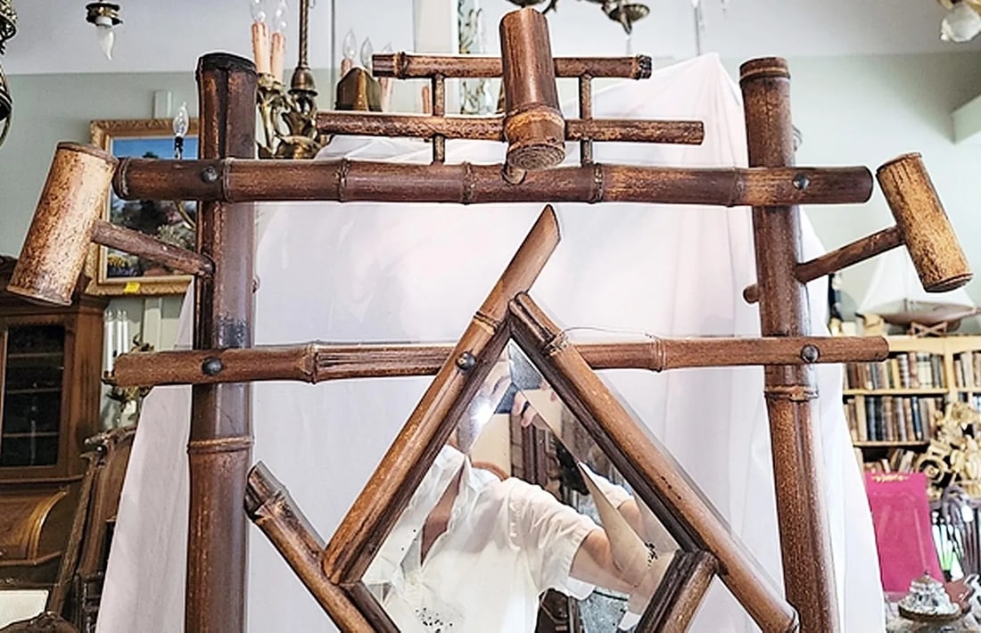 1910s French Burnt Bamboo Portemanteau Vestier Coat Rack - 7