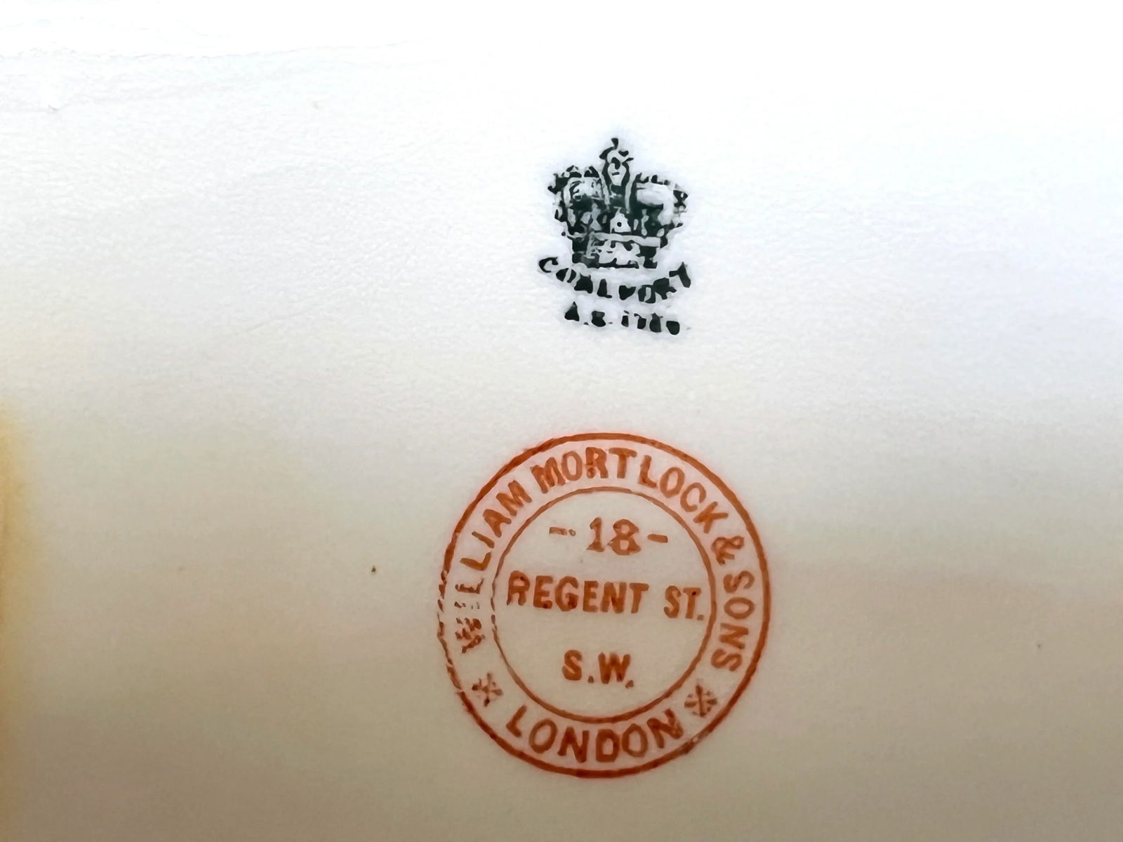 Mid 19th Century Victorian Coalport Jeweled Cobalt & Gilt Porcelain Covered Tureen With Underplate - 9