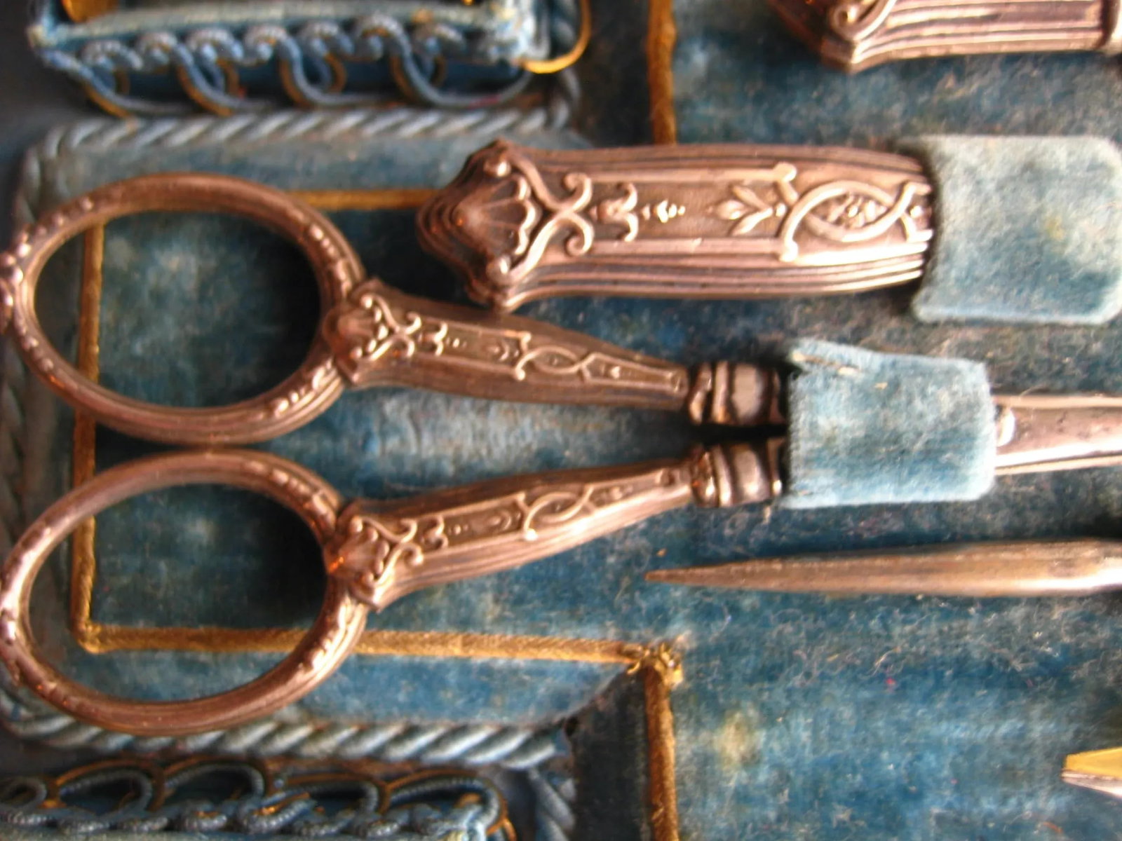 Set of 13 French Napoleon III Sewing Inlay Box - 4