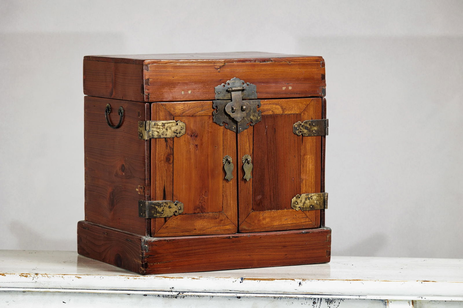 Antique Chinese Brown Lacquer Jewelry Dressing Case with Brass Hardware - 5