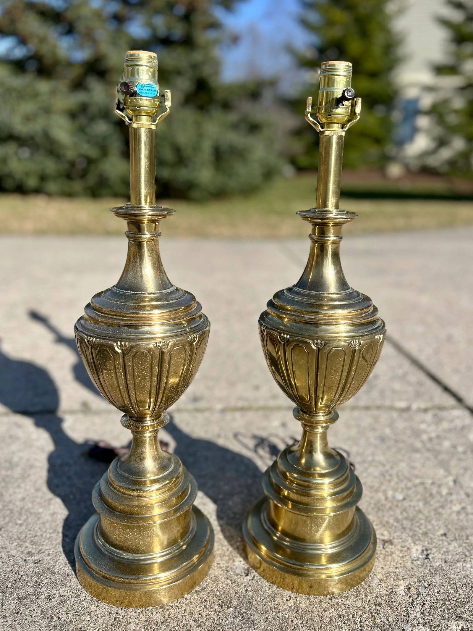 Vintage Stiffel Solid Brass Table Lamps Tulip Detail, a Pair - 10
